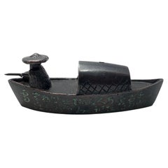 Bronze Boat-Shaped Suiteki