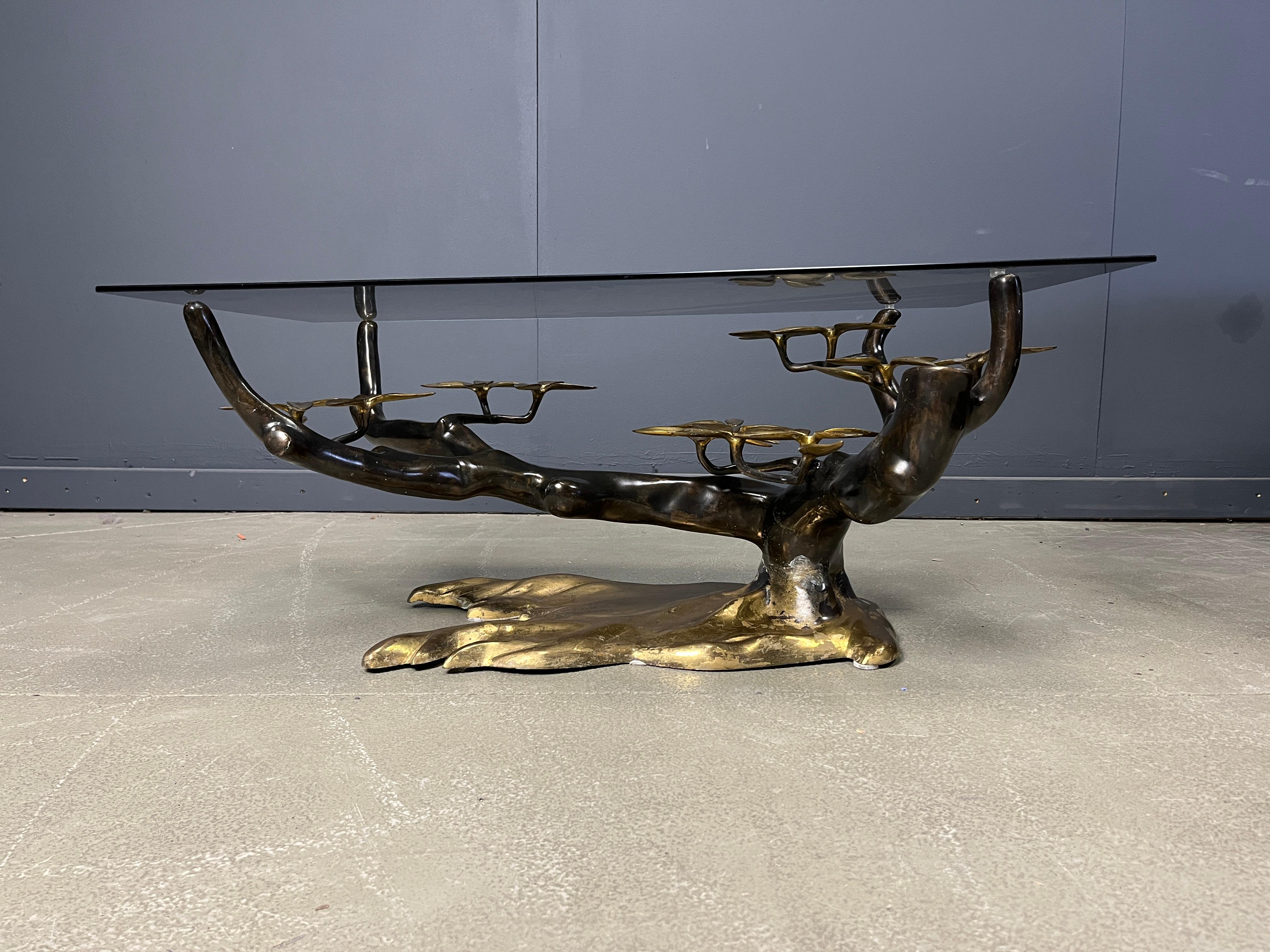 Hollywood Regency Bronze bonsai coffee table by Willy daro, 1970s en vente