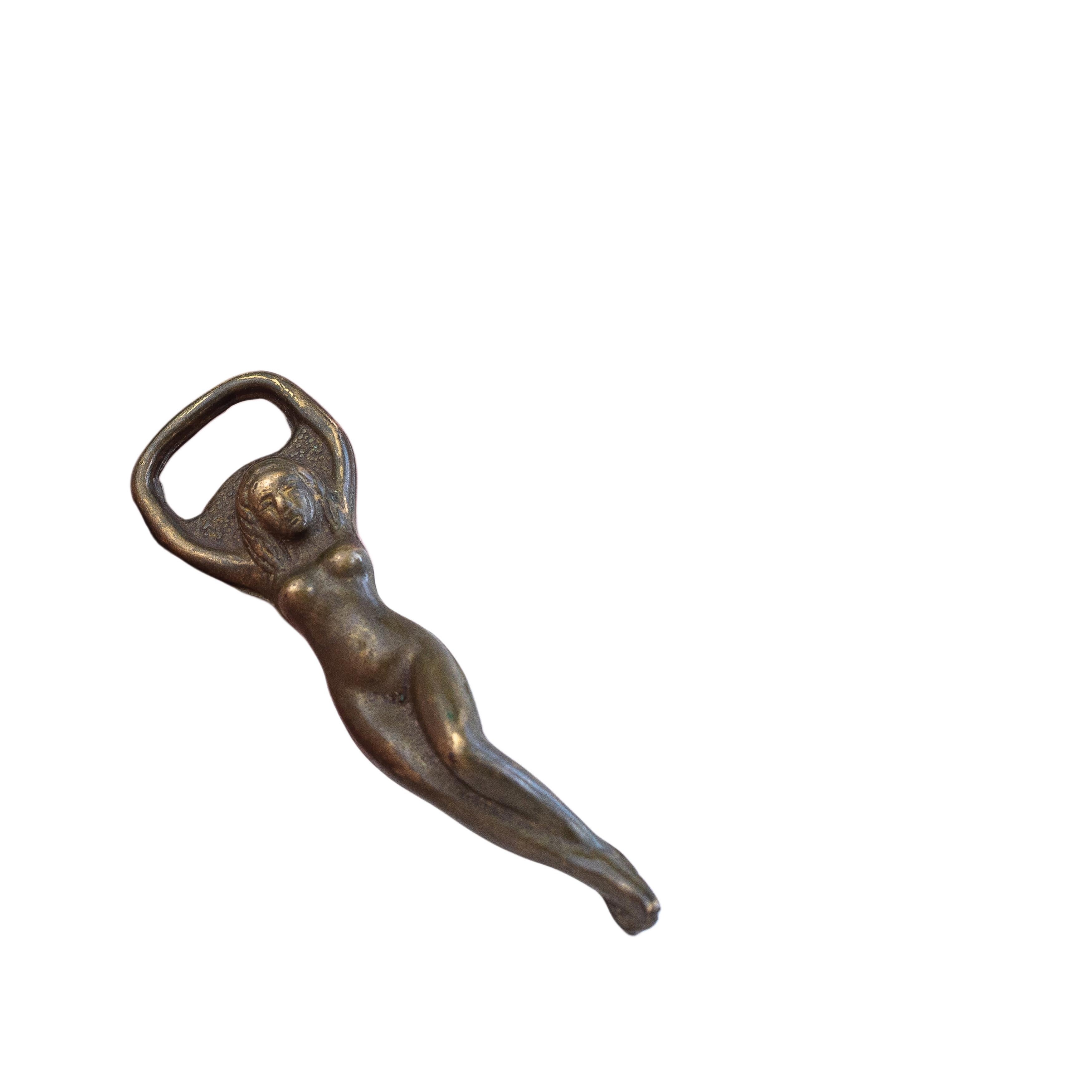 Apribottiglie in bronzo, figura di donna, anni '70 In condizioni buone in vendita a ROUEN, FR