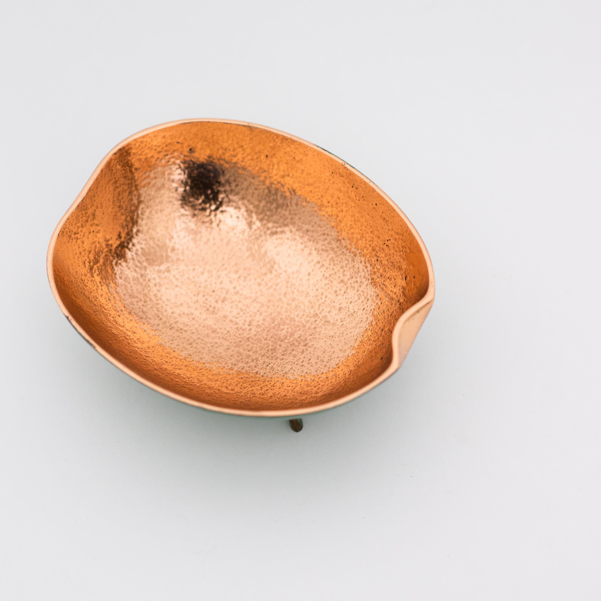 Indian Verdigris Bronze Decorative Bowl with Legs, Vide-Poche For Sale