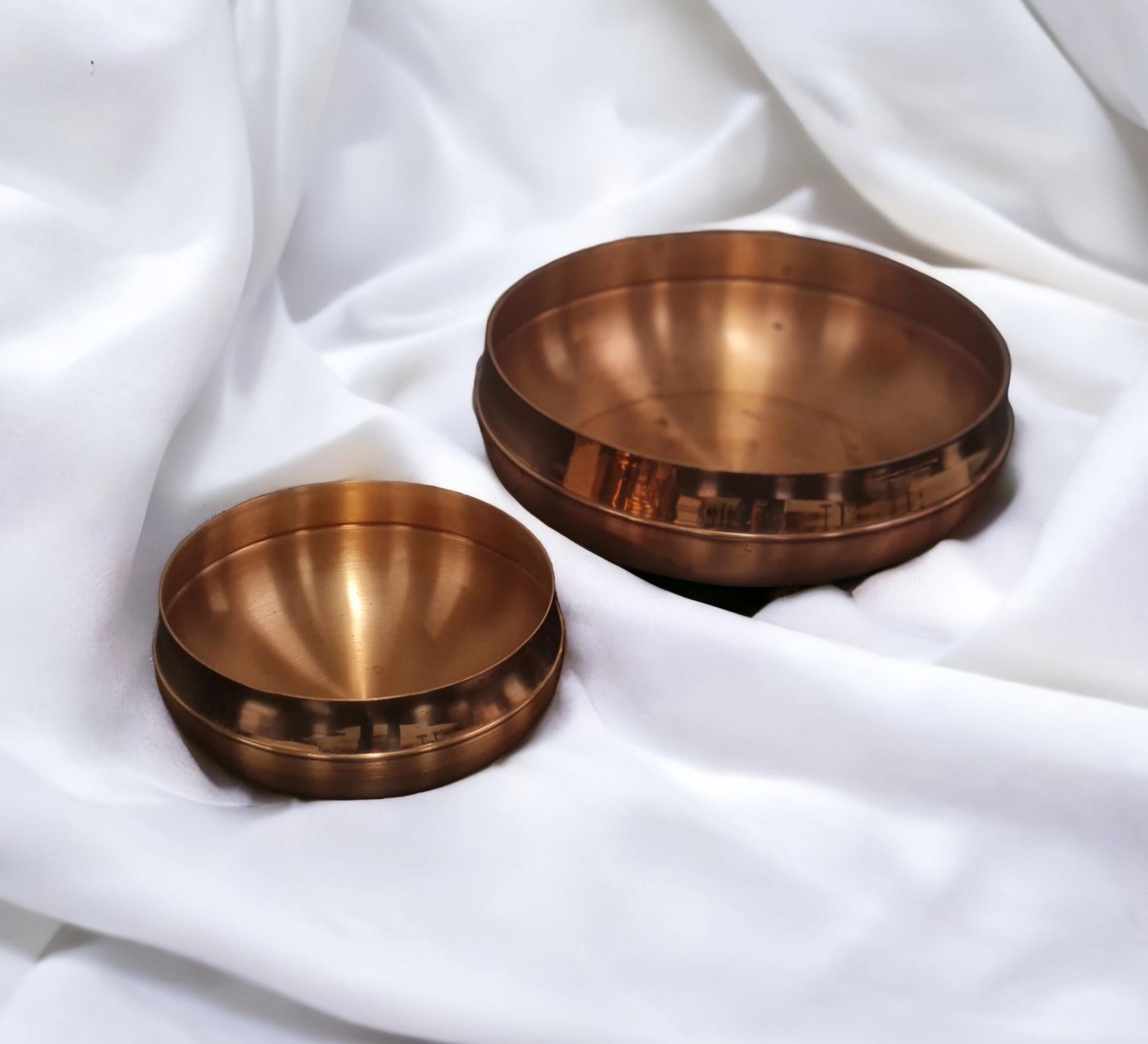 Bronze bowls by Tapio Wirkkala Models 446-448 For Sale 4