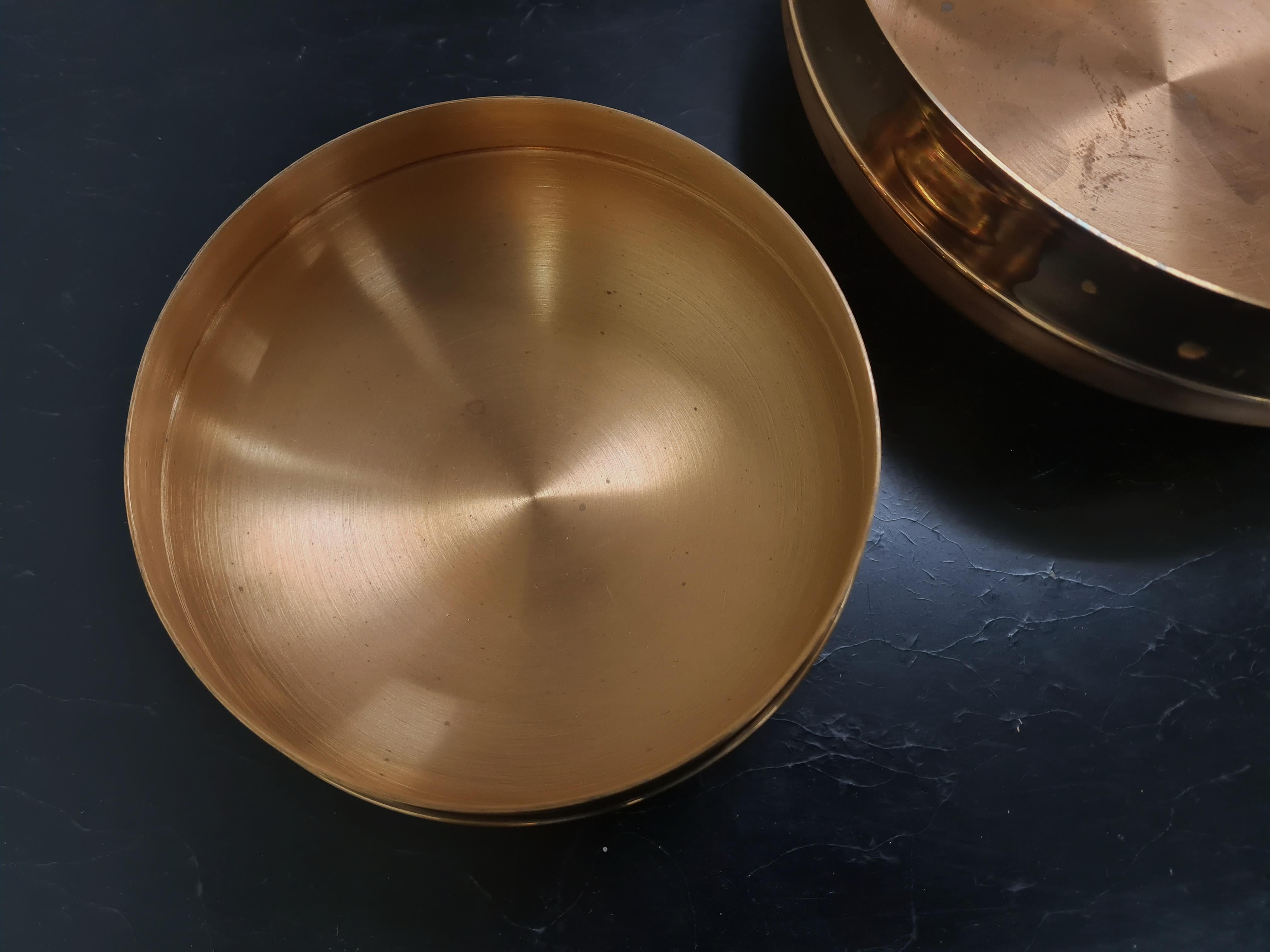 Bronze bowls by Tapio Wirkkala Models 446-448 In Good Condition For Sale In Helsinki, FI