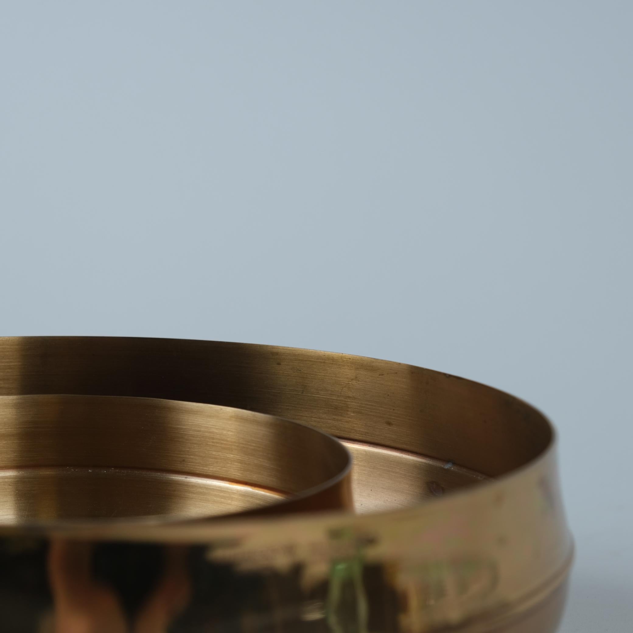 Ciotole in bronzo di Tapio Wirkkala Modelli 446-448, Kultakeskus anni '70 in vendita 3