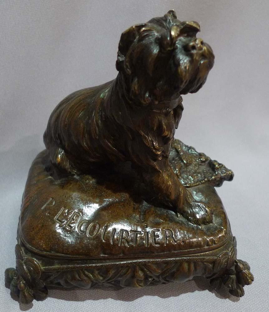 bronze lecourtier chien