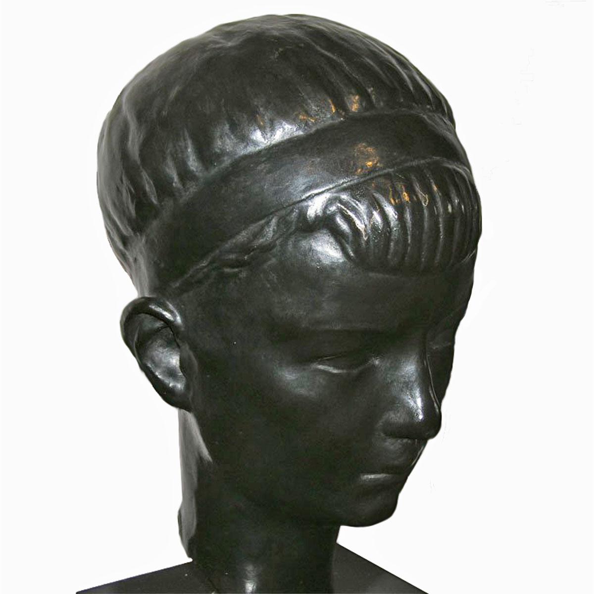 Bronze Boy's Head Sculpture on Pedestal, Mid-20th Century For Sale 1