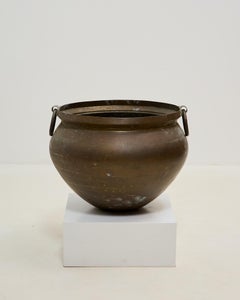 Jardinière en bronze antique avec poignées rivetées, France, années 1900, 35 cm