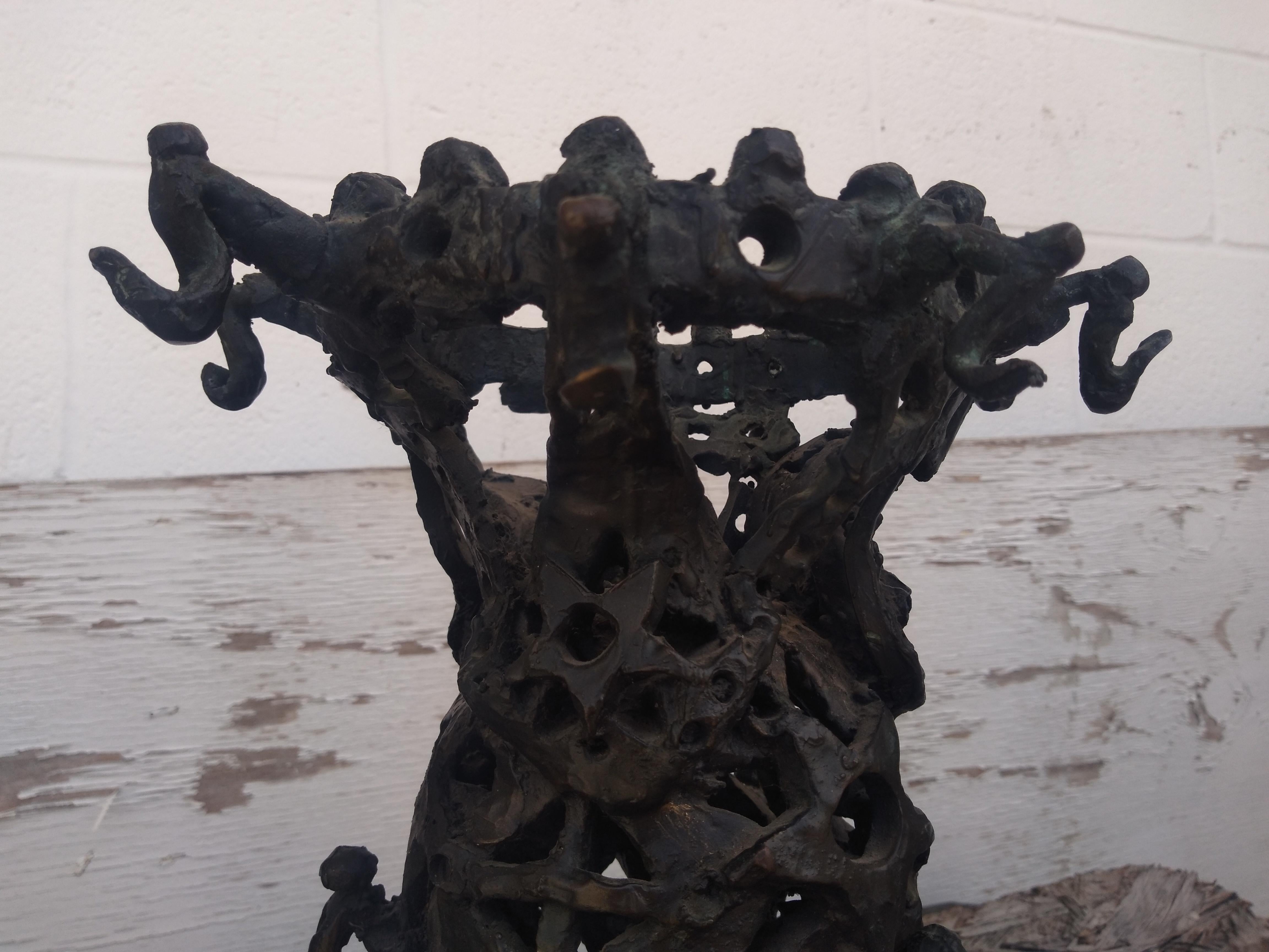 Fatto a mano Scultura brutalista in bronzo in vendita