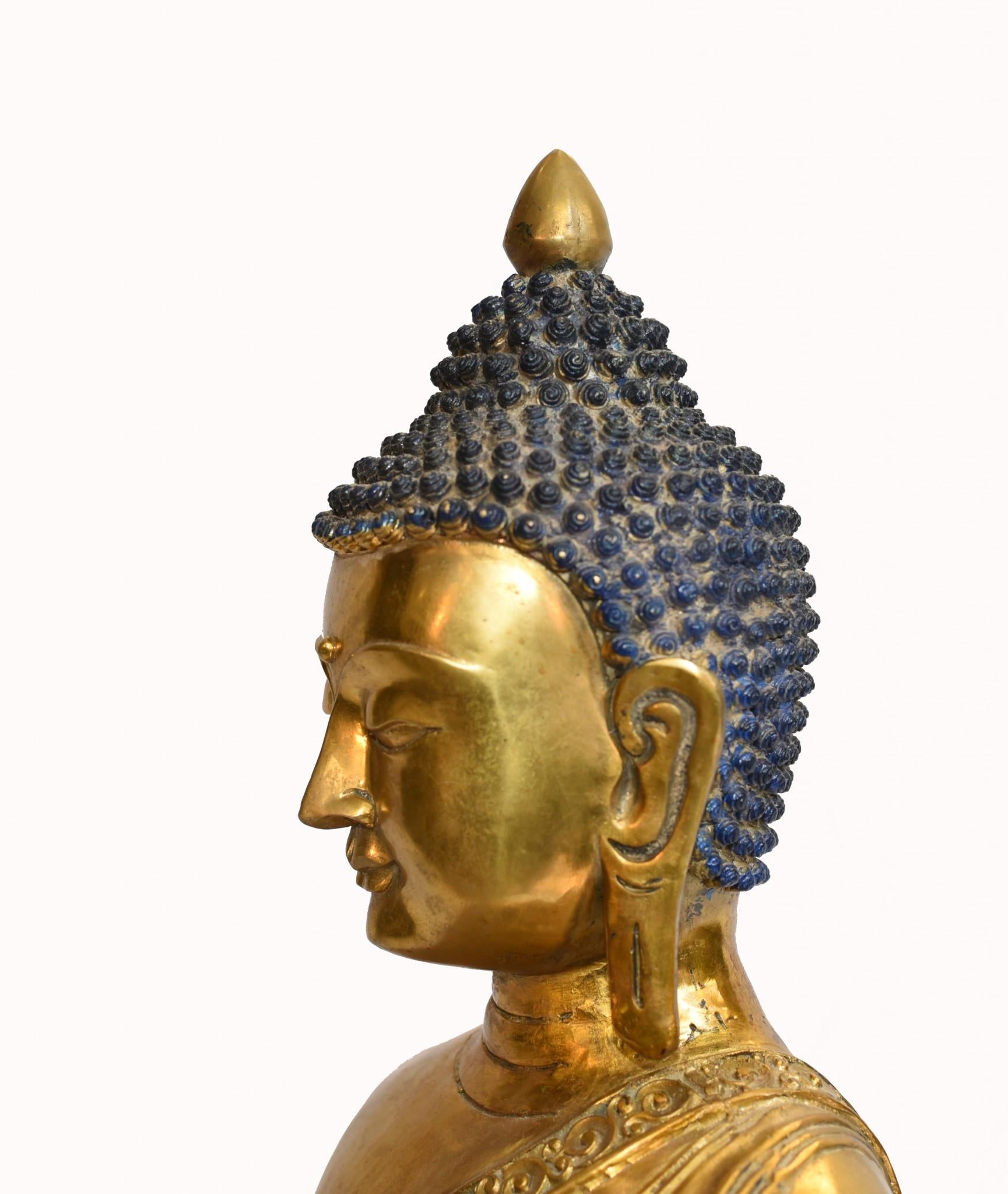 Glorious bronze seated Buddha statue
Nepalese Buddha is in seated meditation pose
Of course being bronze this can live outside with no fear of rusting
Add light and serenity to any room or exterior, great for a meditation or yoga space
Viewings