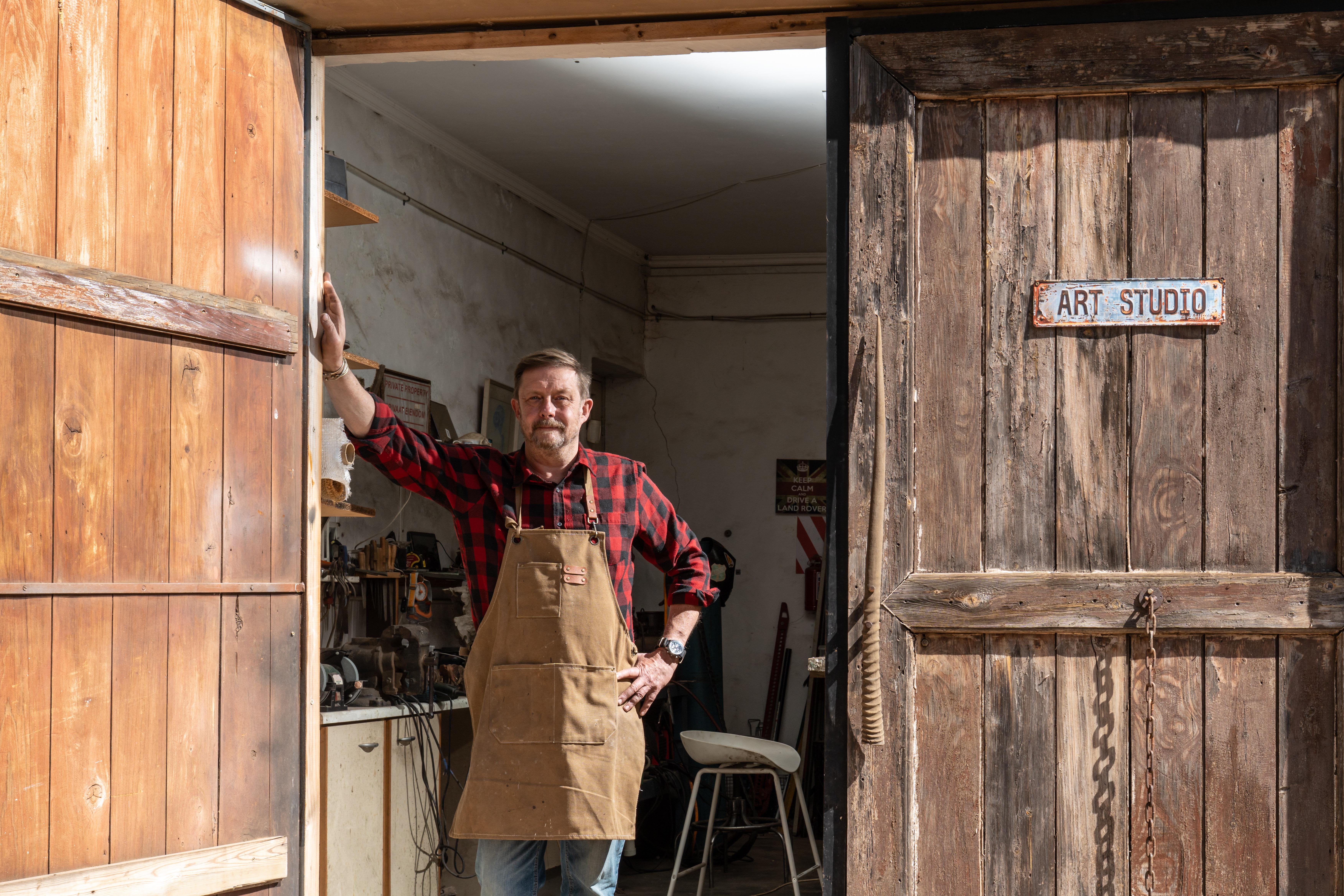 Candelabro Buffalo in bronzo In condizioni Nuovo in vendita a Pretoria, Gauteng