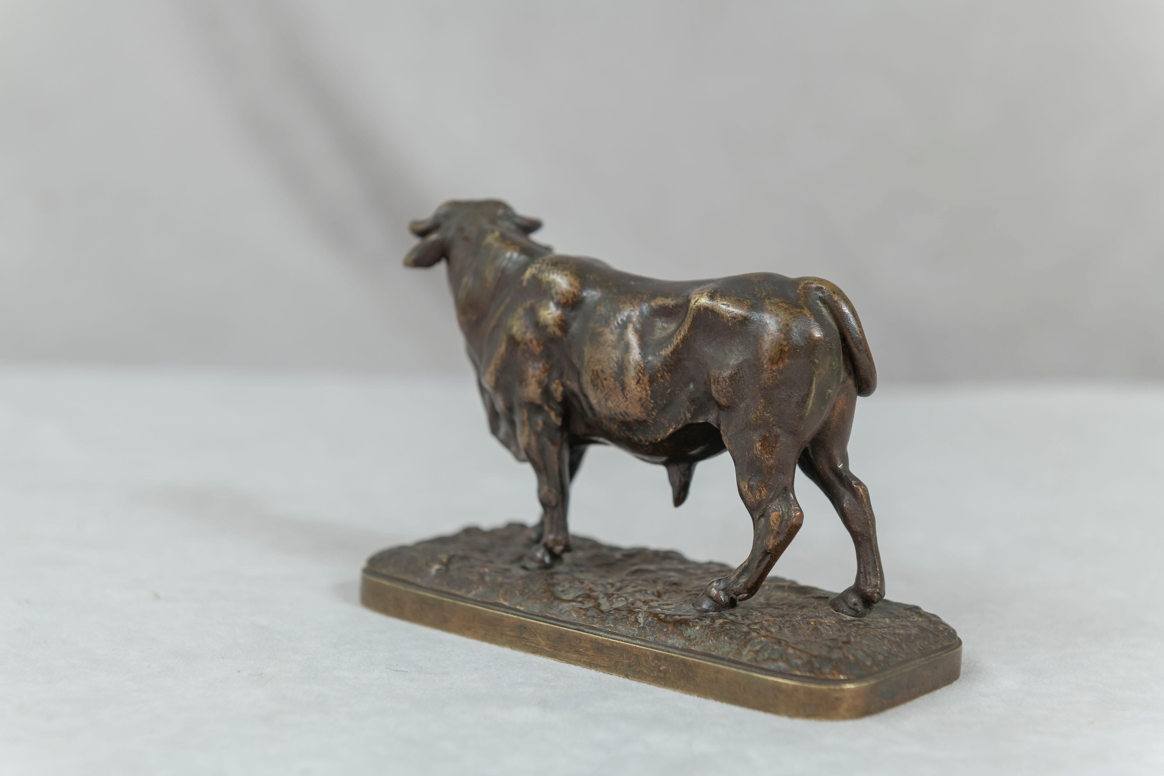 Französischer Stier aus Bronze, signiert von Louis Kley (Patiniert) im Angebot
