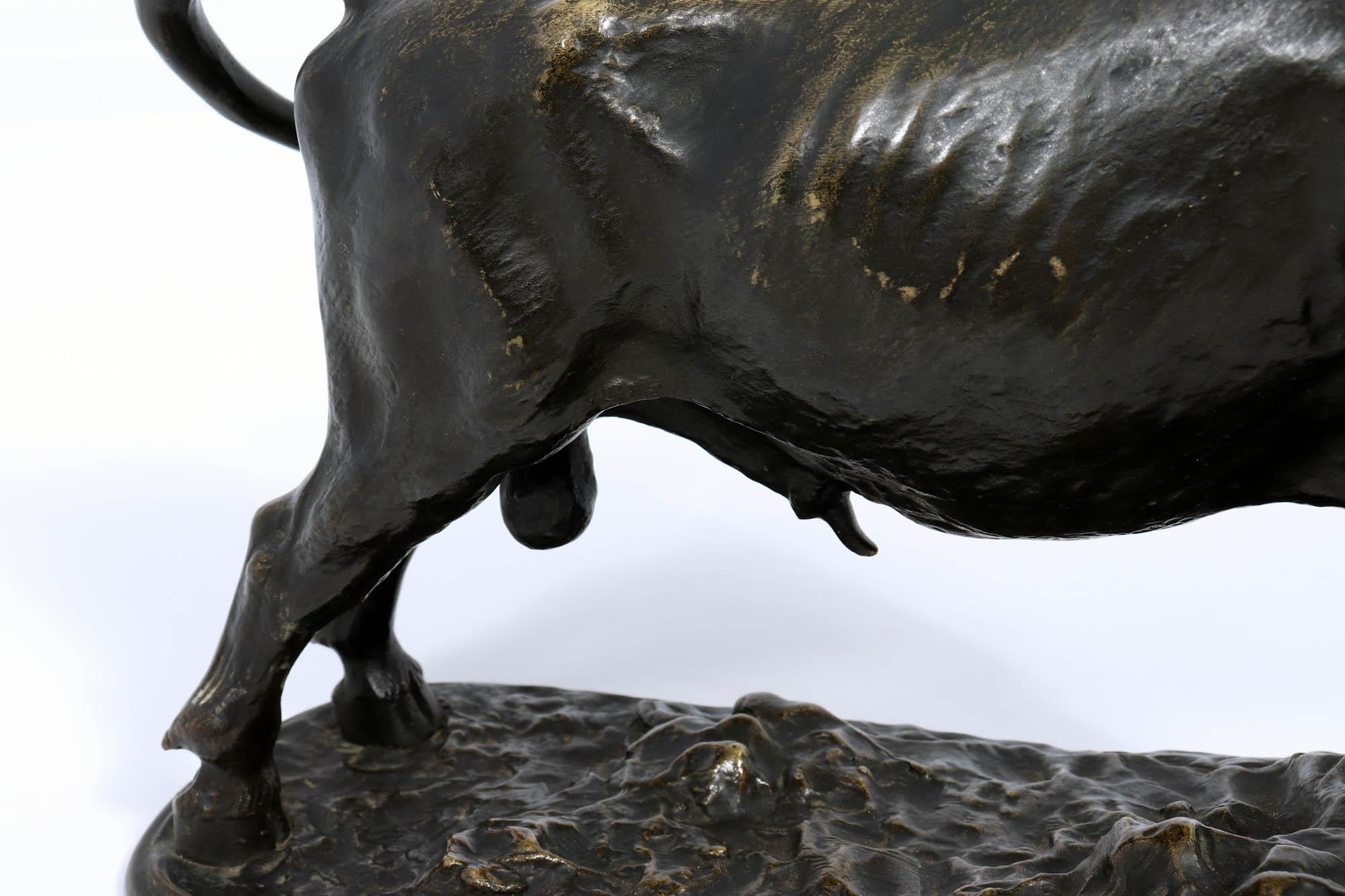 Escultura de toro de bronce c1890 en venta 4