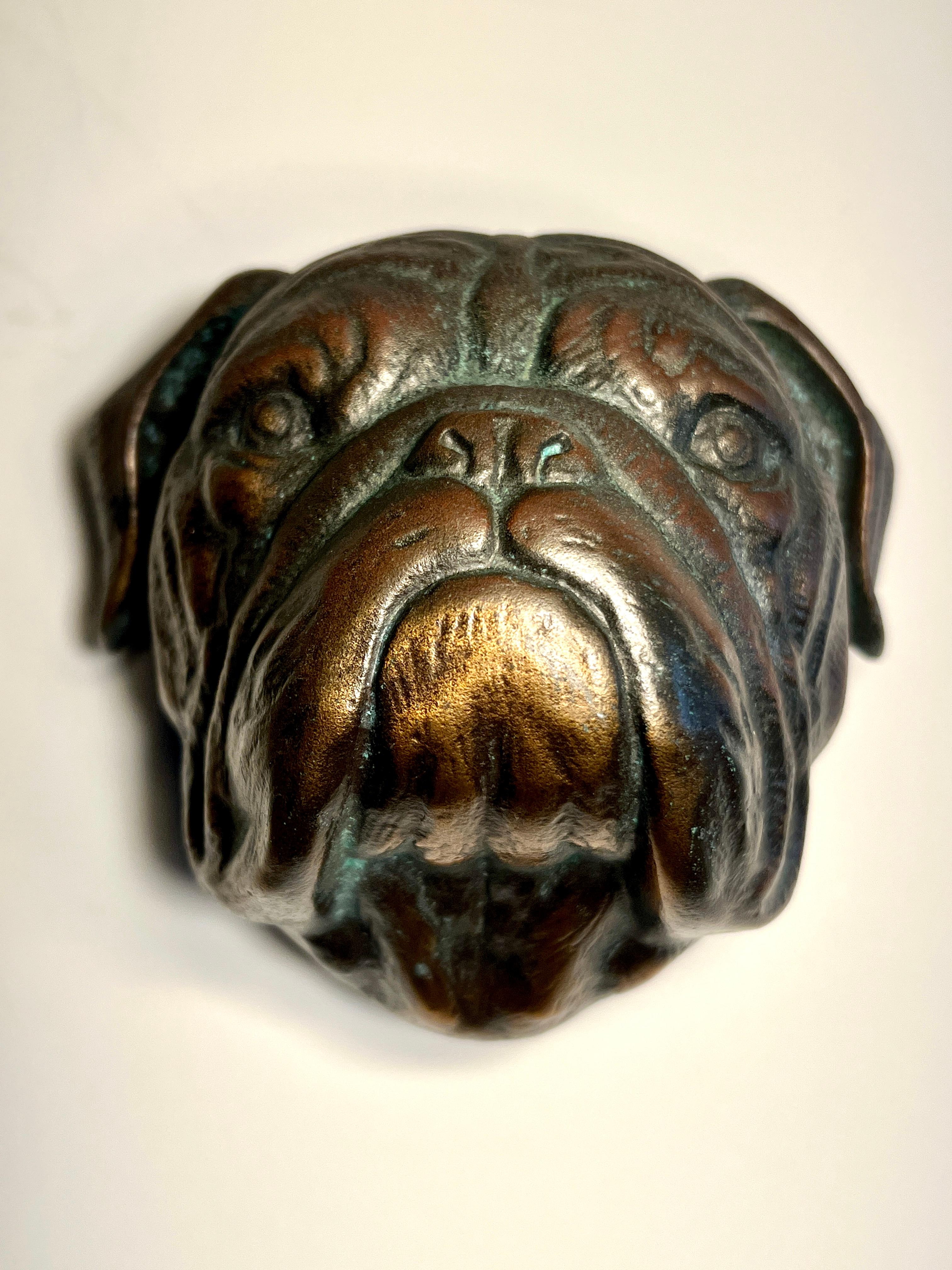 Bronze Bulldogge Türklopfer mit Patina im Zustand „Gut“ im Angebot in Los Angeles, CA