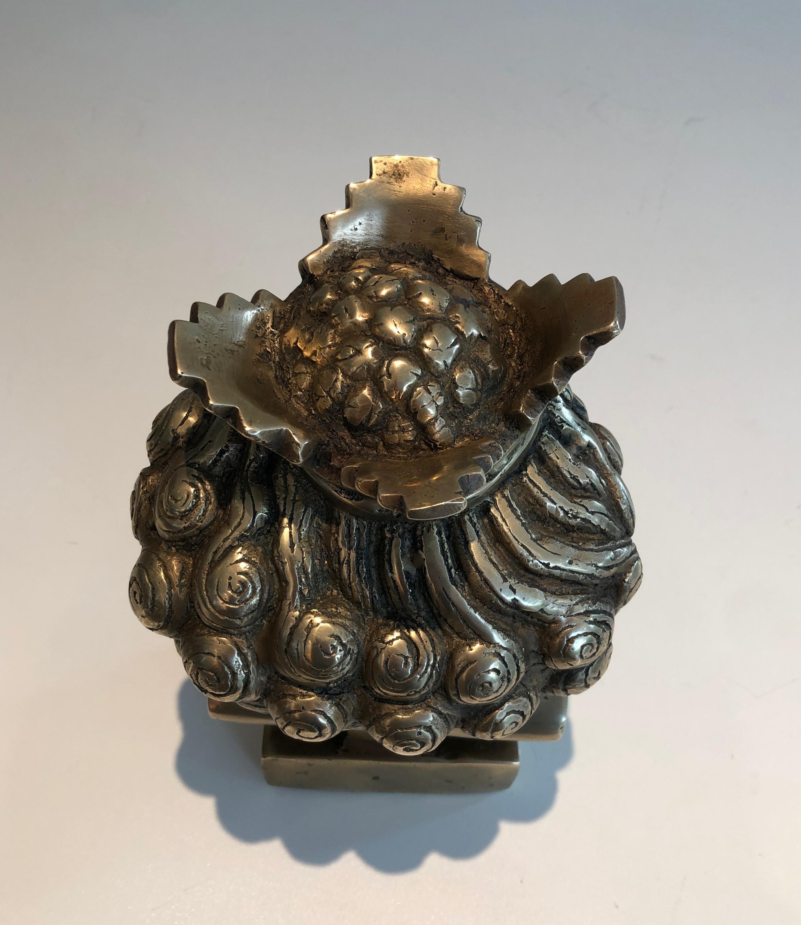 Busto di bronzo. Lavoro francese. Circa 1940 in vendita 1
