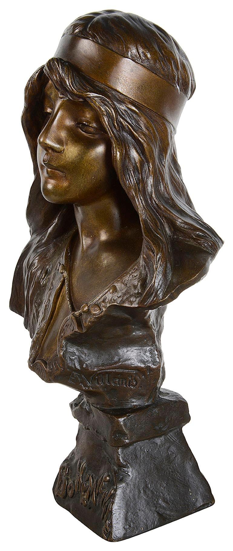 Francese Busto in bronzo di una ragazza boema, 1920 in vendita