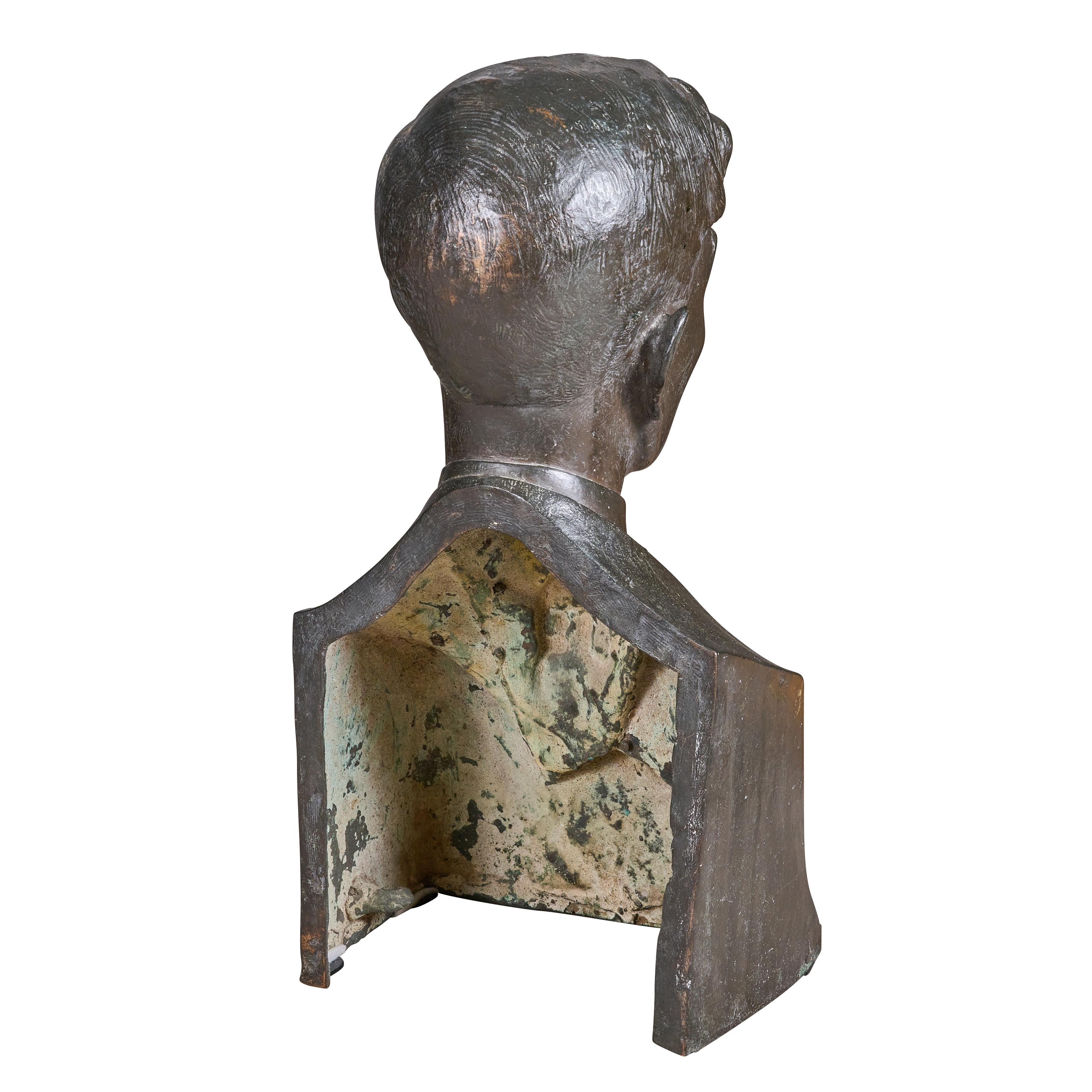 Fantastic bronze bust of A. Campi, artist. Great quality. Signed.

