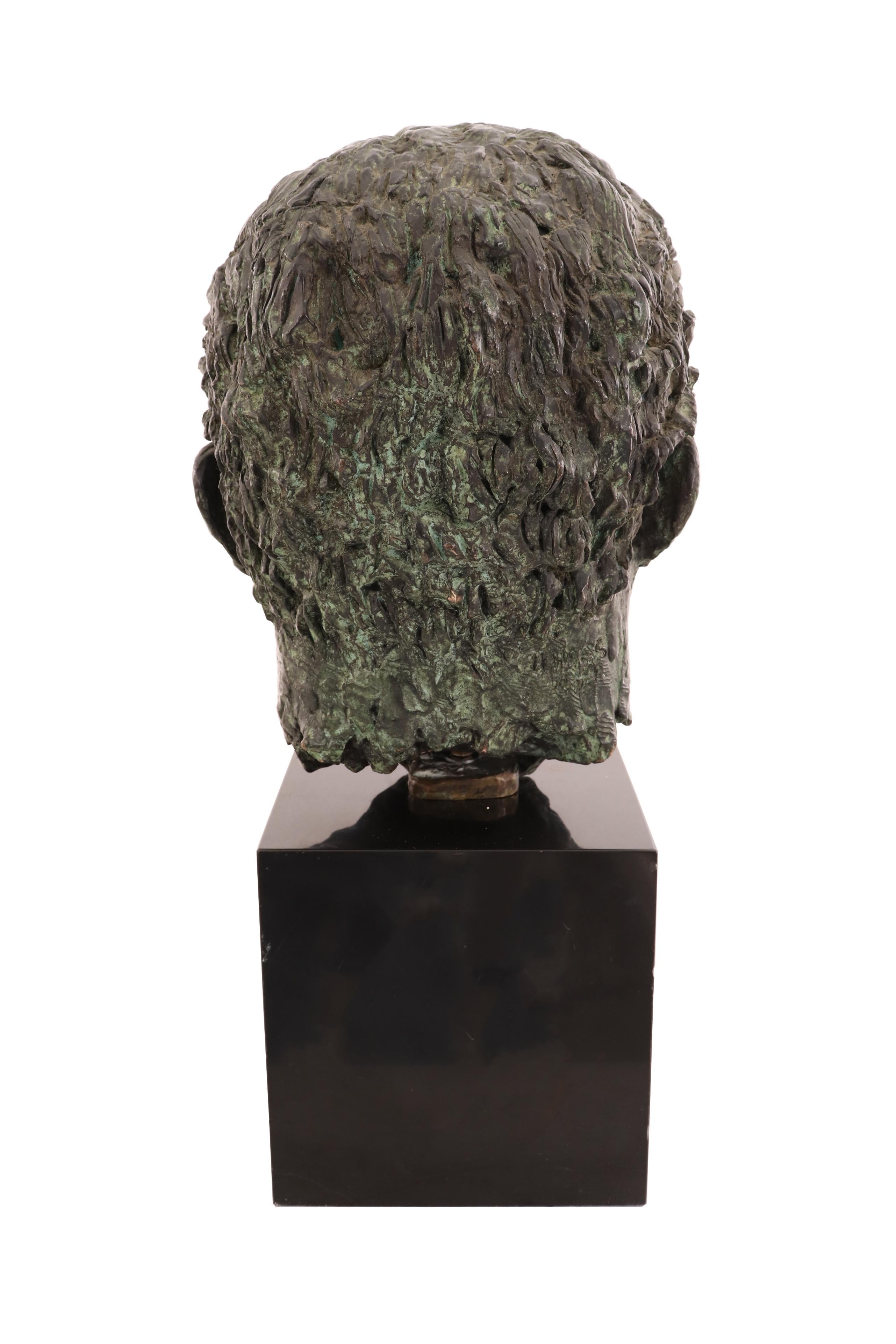 Américain Buste en bronze d'une tête d'homme en vente