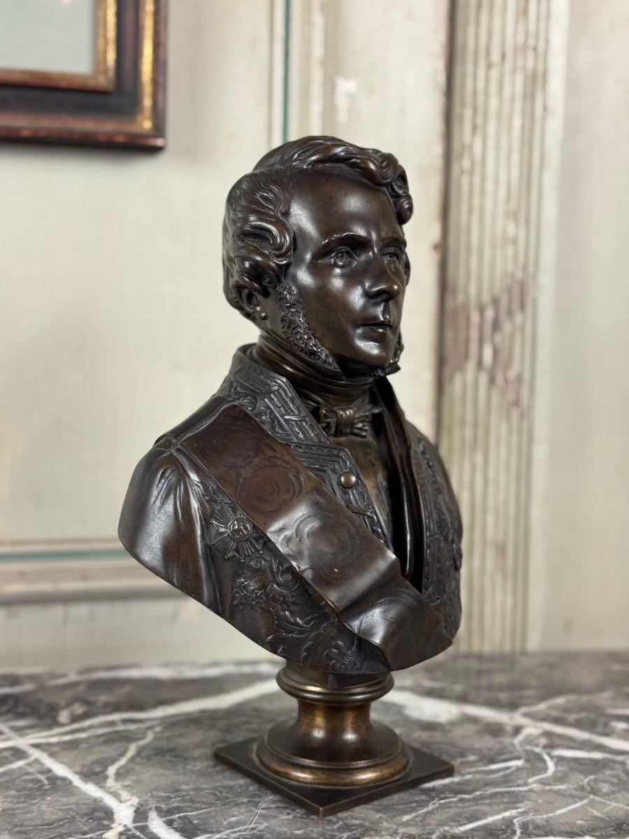 Bronze bust of Admiral Hucos, signed Dubray 1854 For Sale 2
