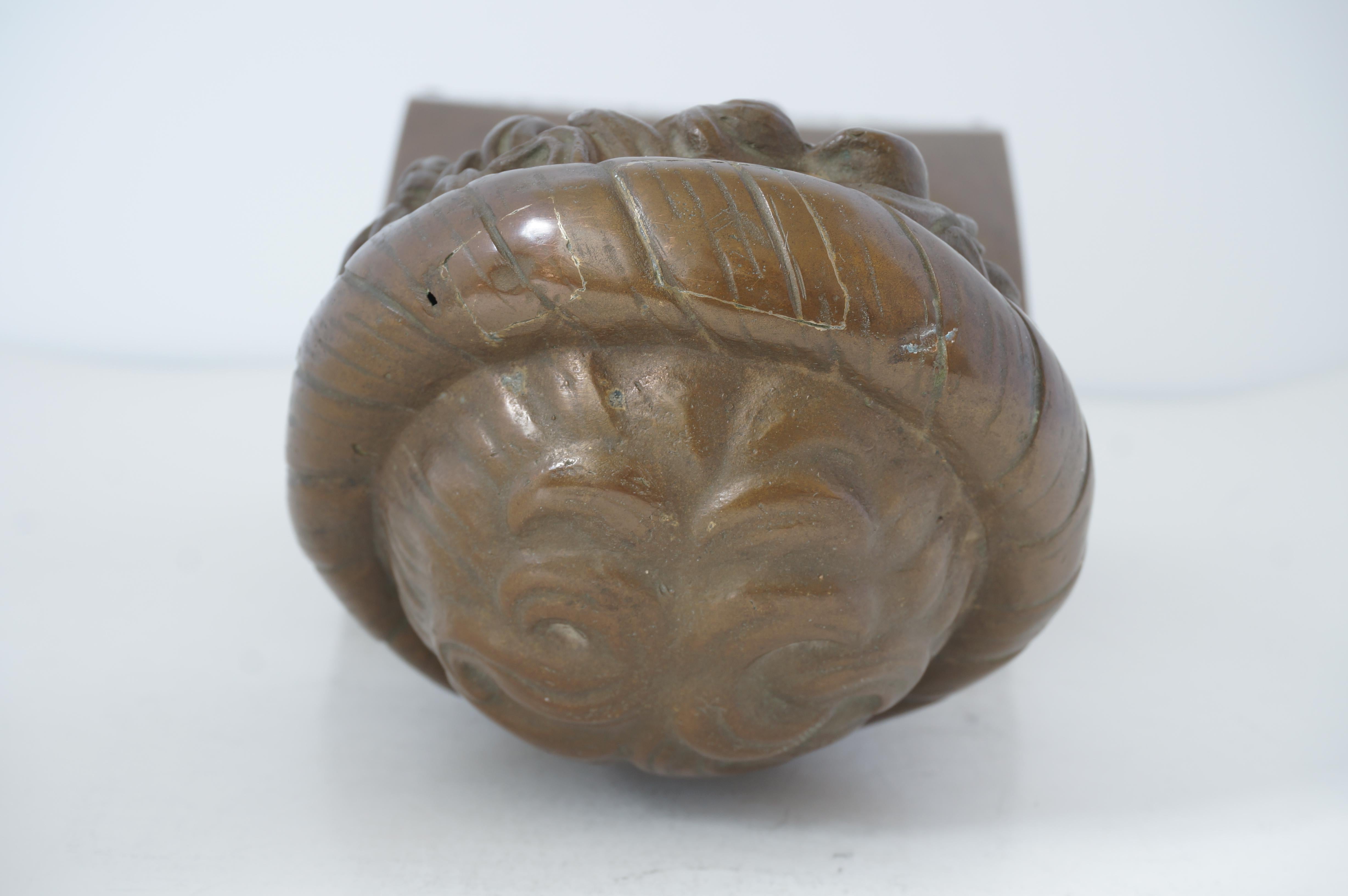 Busto di bronzo di Aeskulap in vendita 2