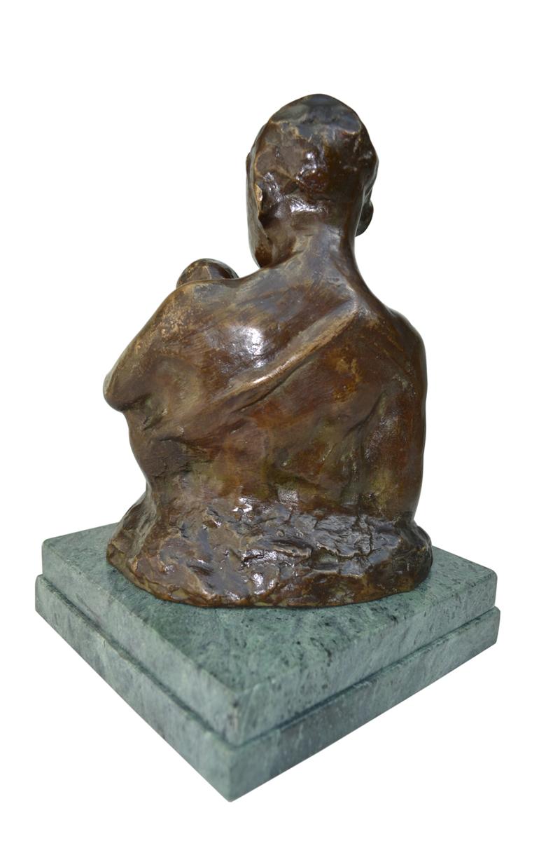 Bronze Bust of an African Mother Breastfeeding her Child signed Gardon For Sale 3