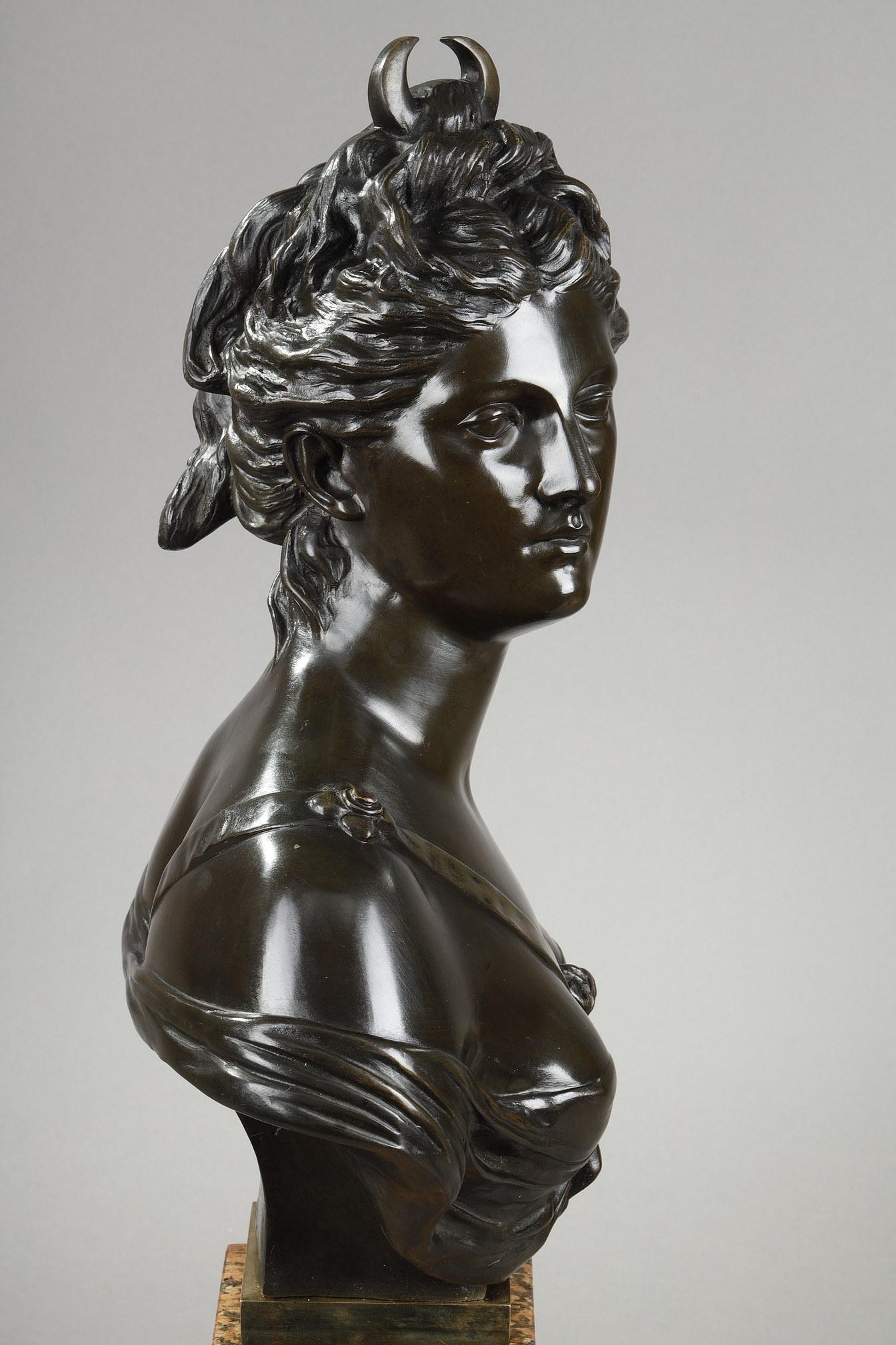 Bronzebüste der „Diana der Jägerin“ nach Houdon im Angebot 8