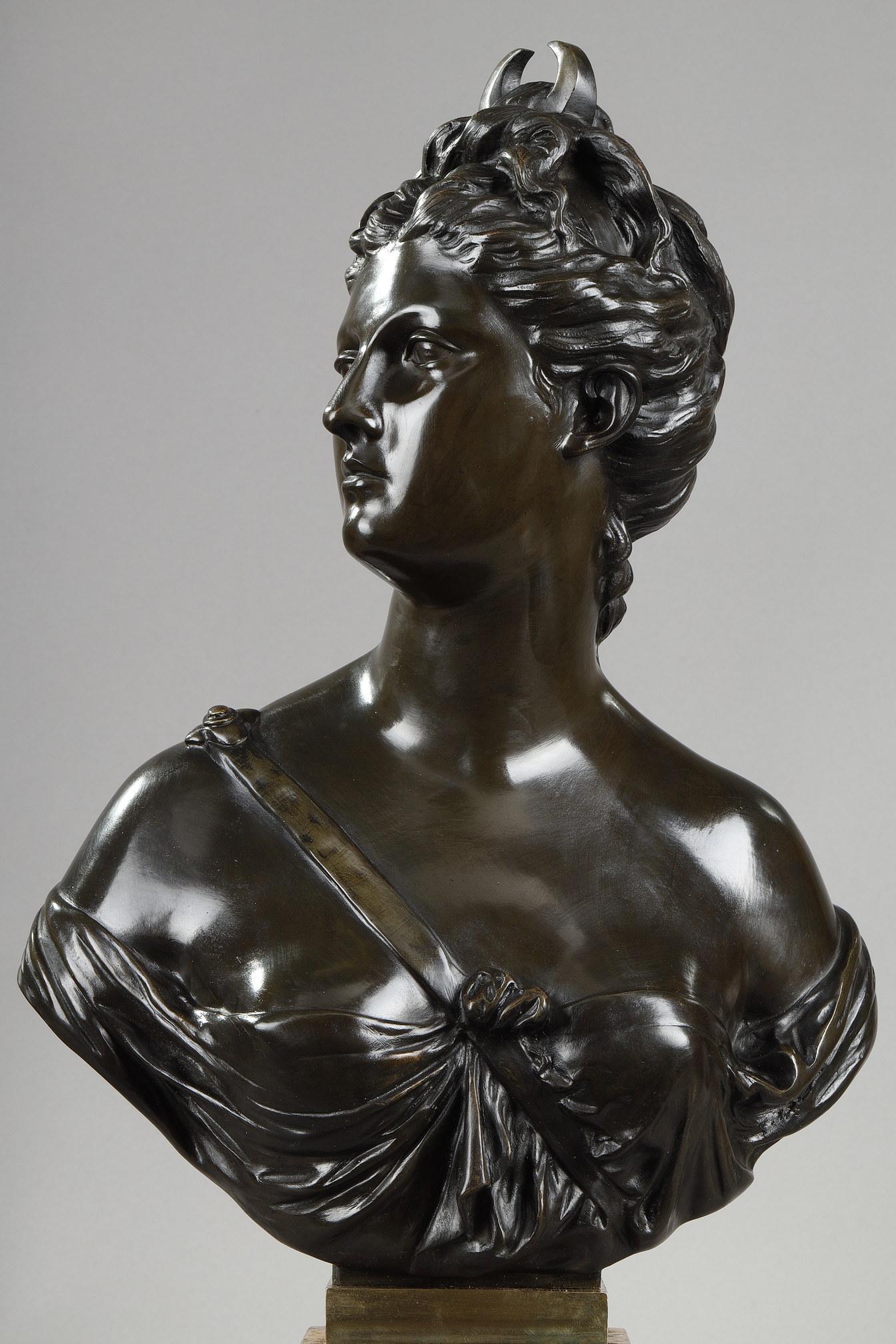 Bronzebüste der „Diana der Jägerin“ nach Houdon im Angebot 3