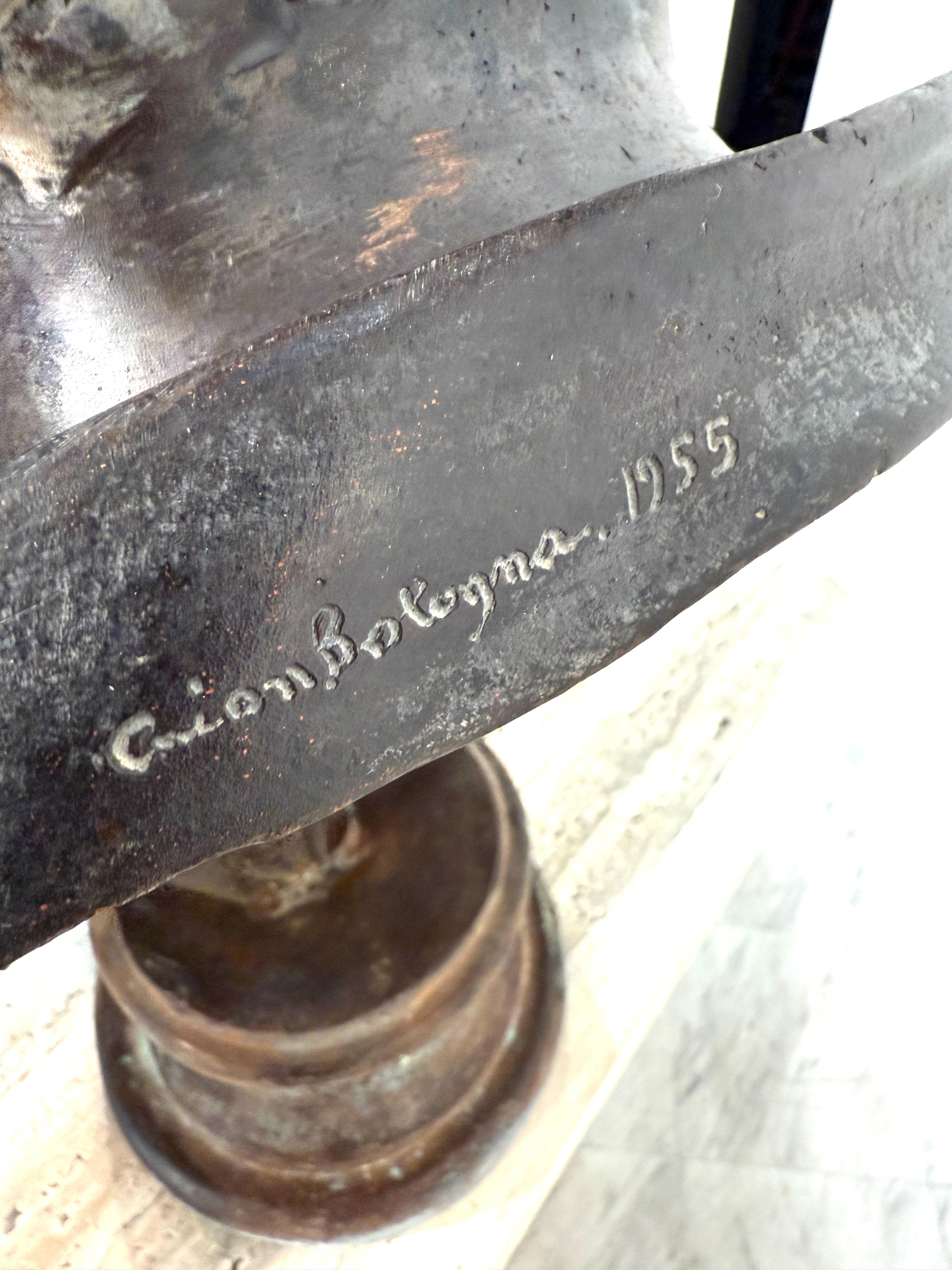 Buste en bronze finement moulé de Giambologna, célèbre sculpteur flamand reconnu pour ses contributions à l'art de la Renaissance italienne. Signée 