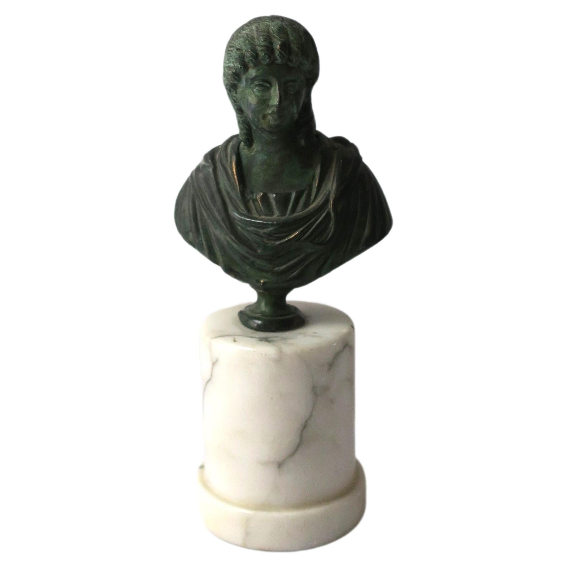Buste en bronze sur base en marbre