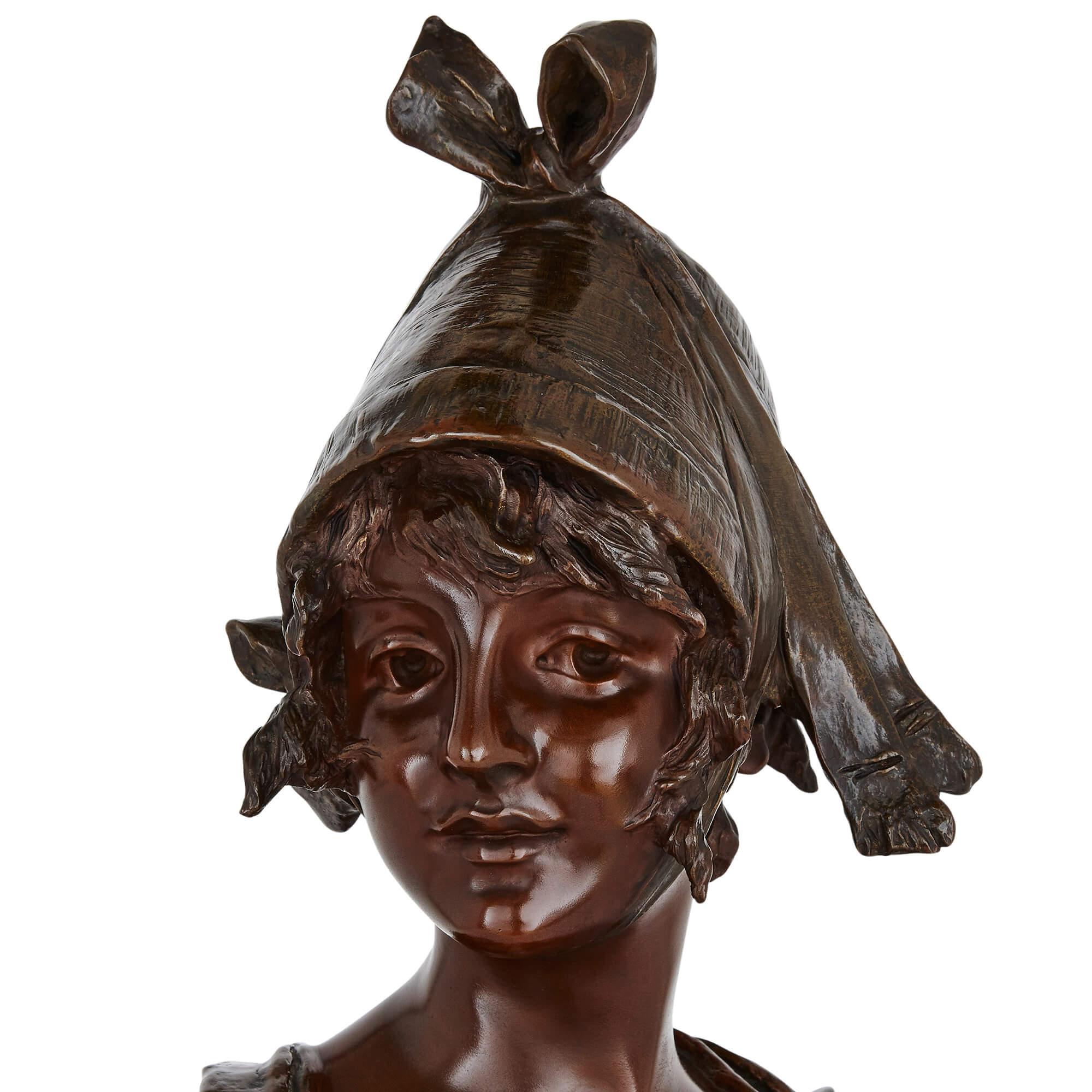 Patiné Buste en bronze sur socle en marbre de Georges Van der Straeten en vente