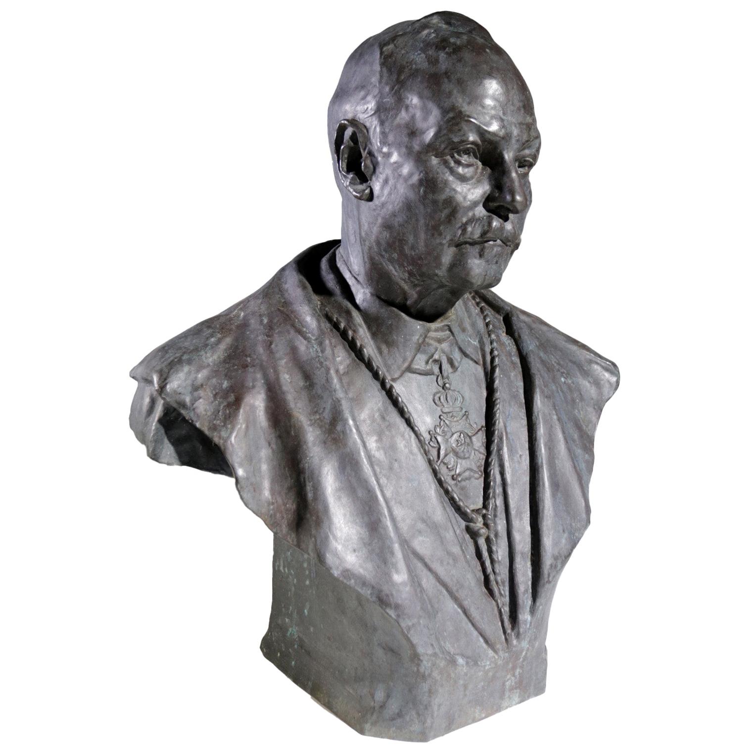 Bronze Bust Order of Knighthood Frantz 'Marie Pierre François' Vermeylen, 1921 For Sale