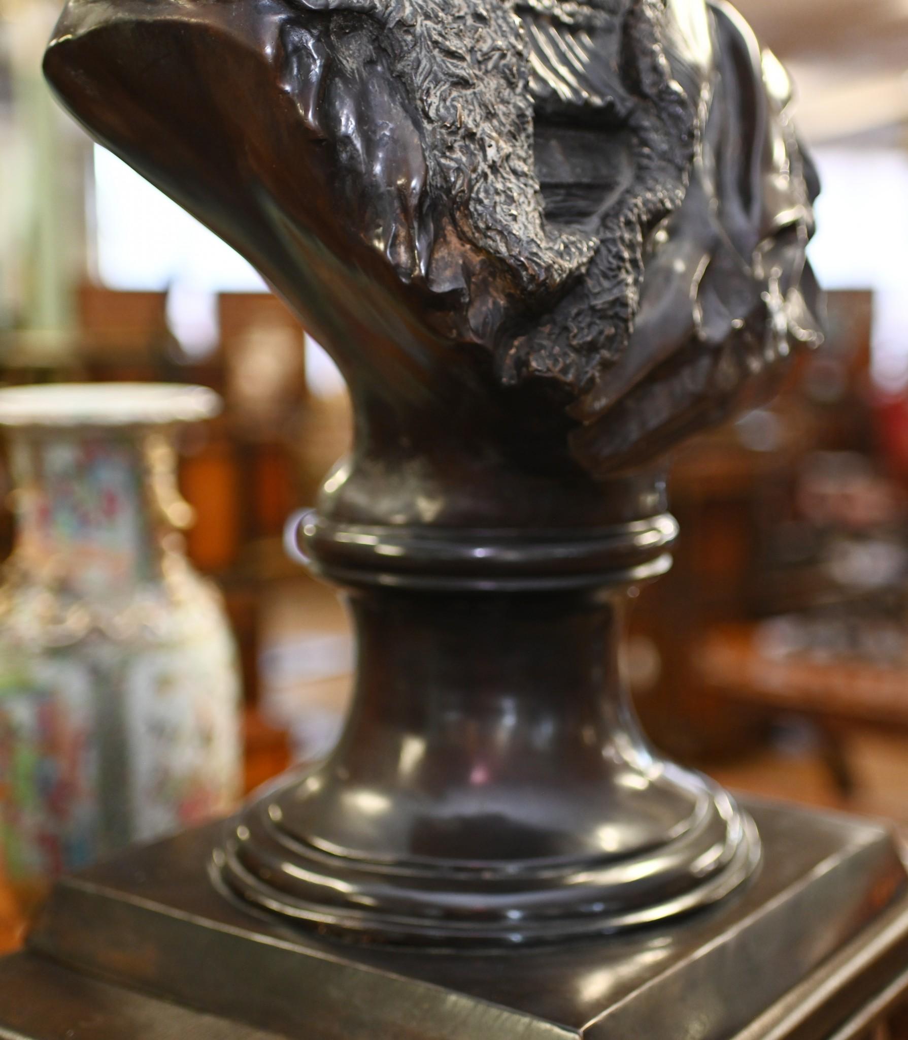 Bronze Bust Rembrandt After Carrier Dutch Painter Classical 1880 In Good Condition In Potters Bar, GB