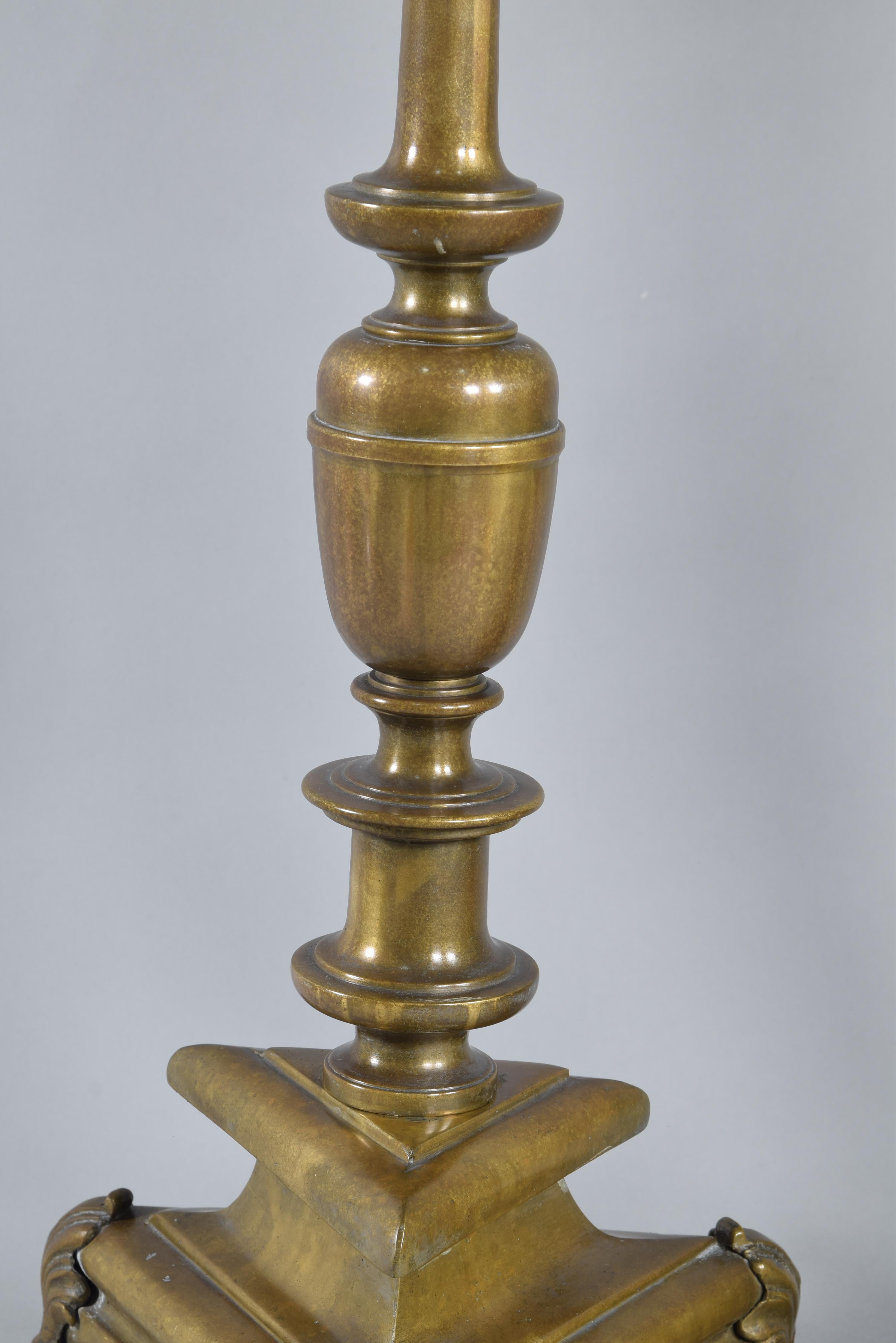 Bronze Candle Holders Pair, 20th Century, after Antique Models For Sale 2