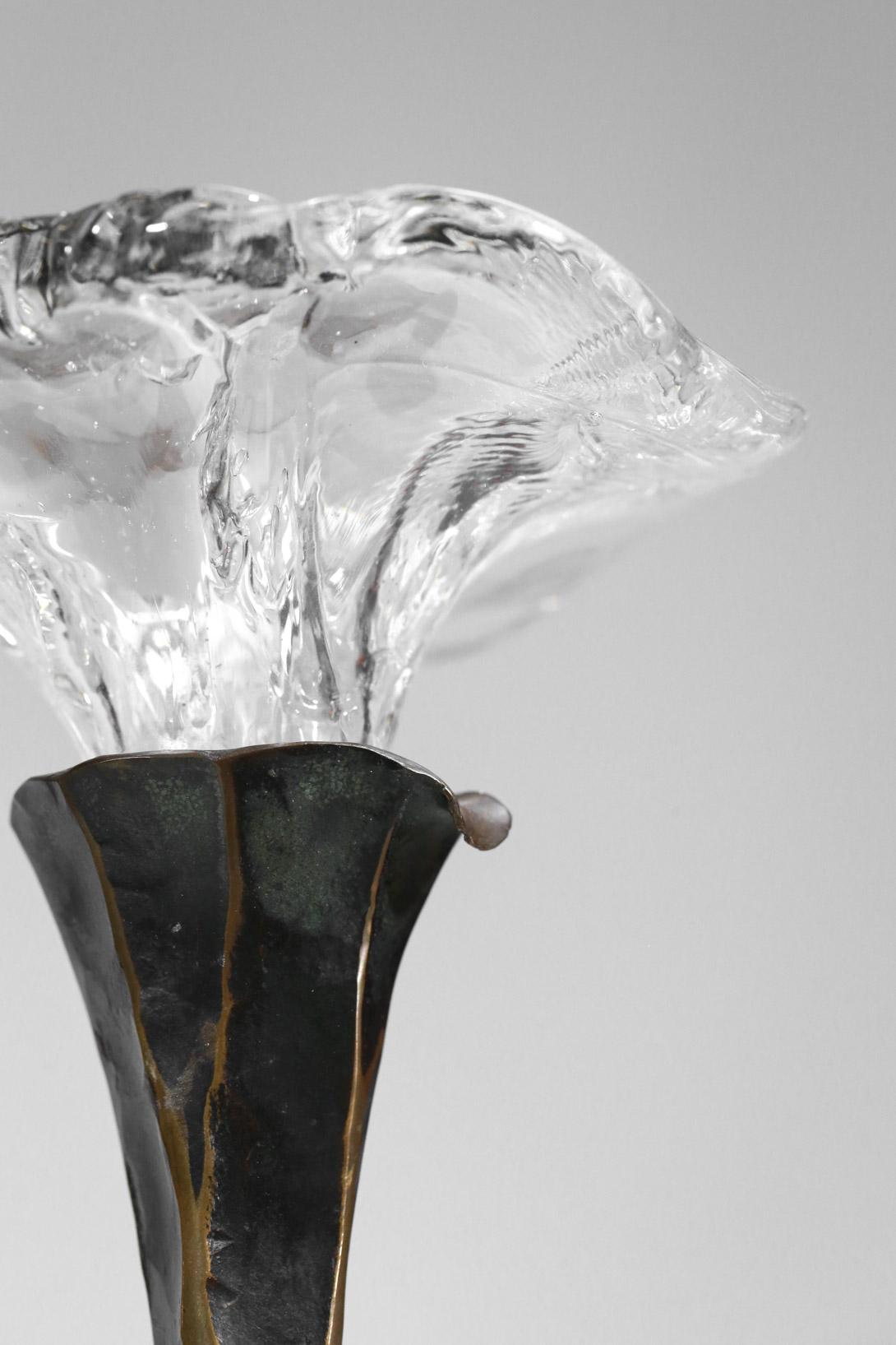 Bronze candleholder designed by the German artist Lothar Klute.
Bronze structure and glass diffuser.