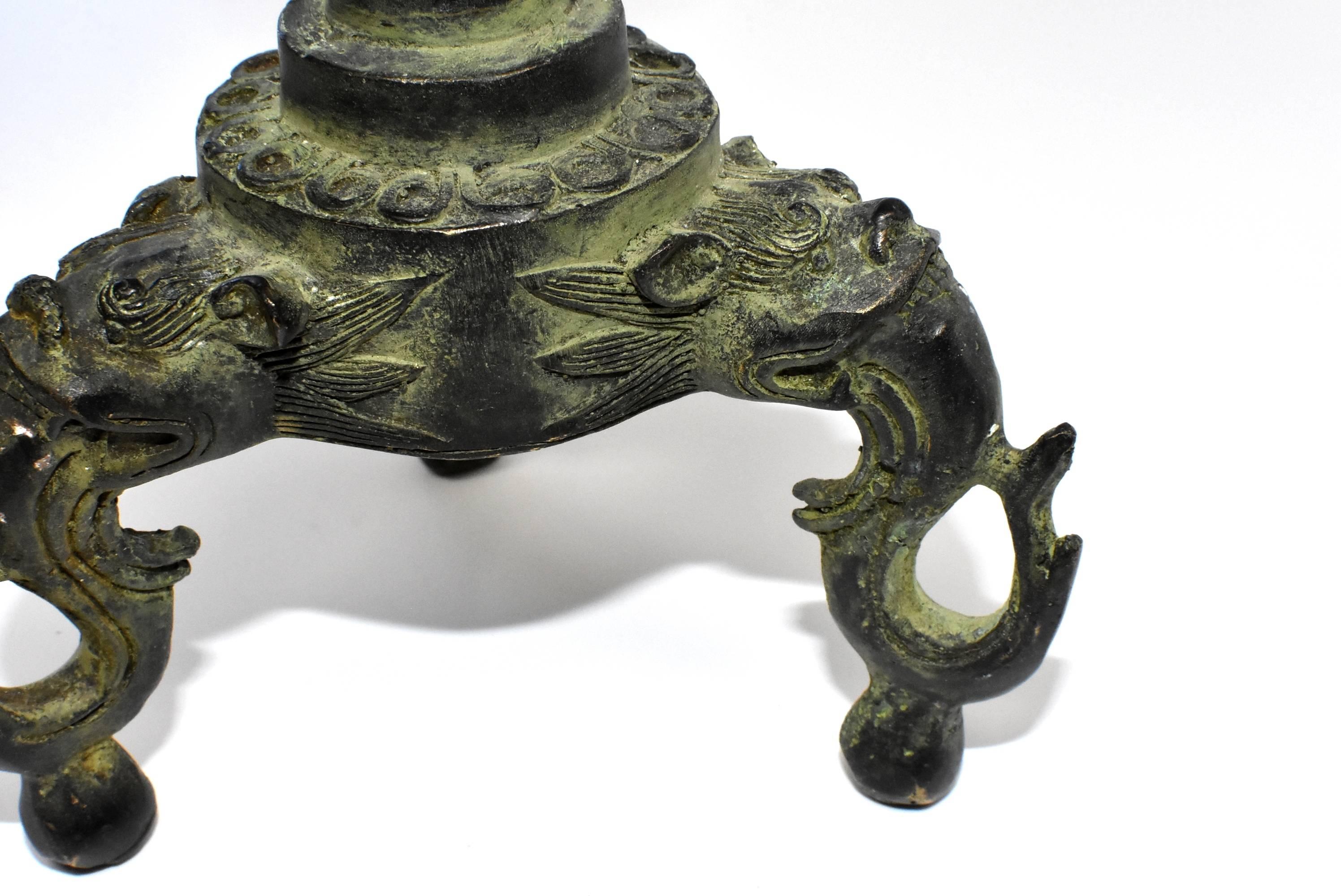 Bronze Candleholder with Lotus Leaf and Frog For Sale 9