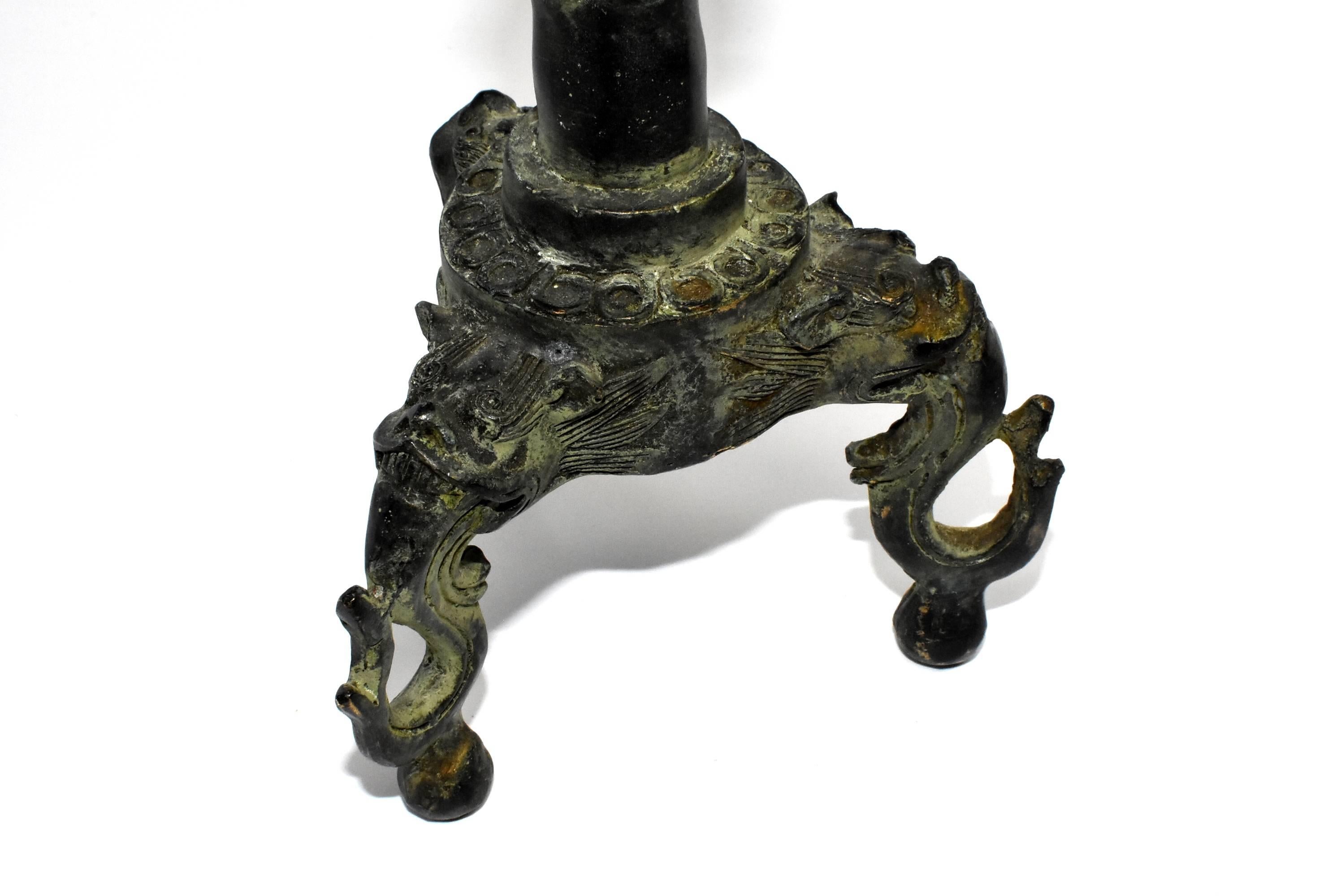 Bronze Candleholder with Lotus Leaf and Frog For Sale 12