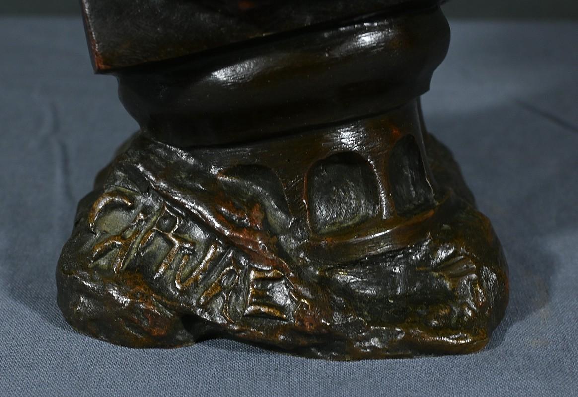 Bronze sculpture « Capture », signed E. Villanis – Fin XIXe For Sale 5