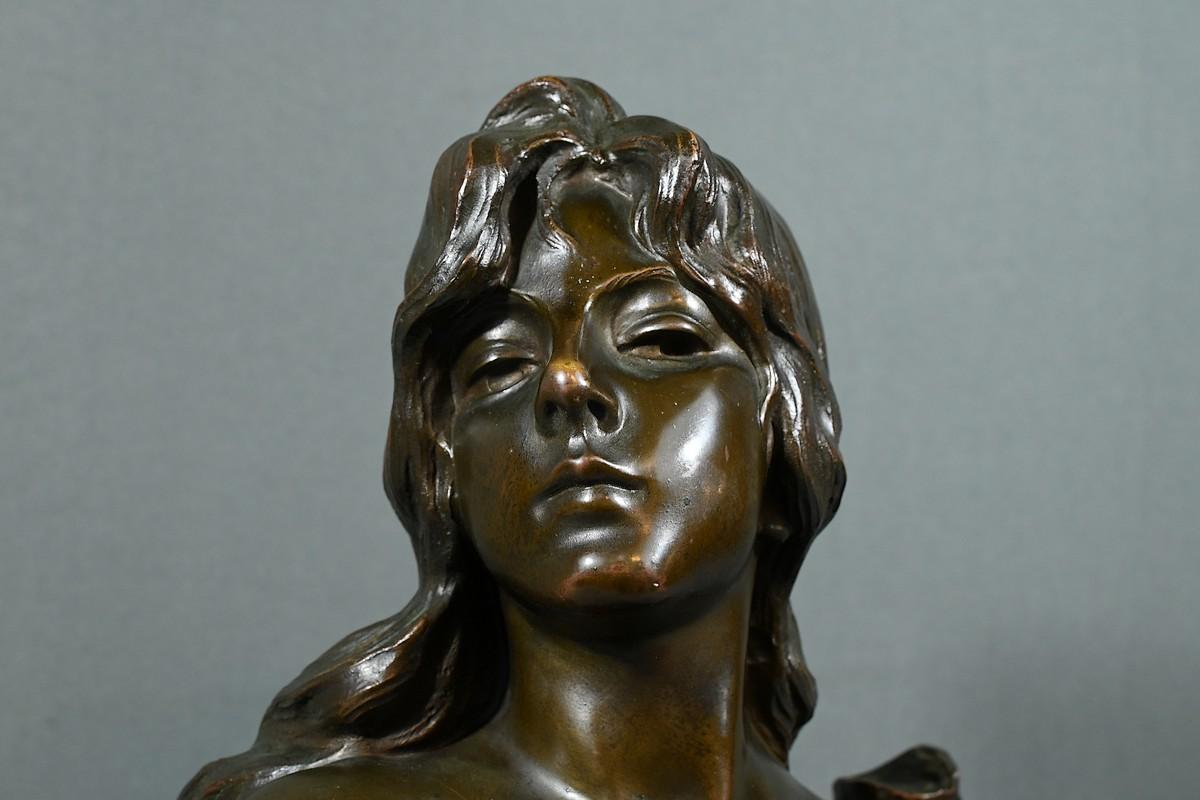 Bronze sculpture « Capture », signed E. Villanis – Fin XIXe For Sale 1