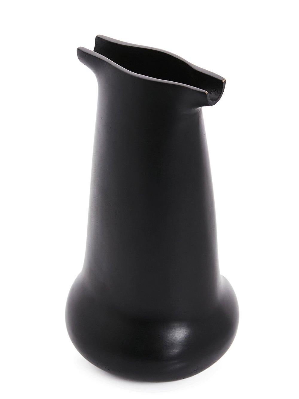Bronze Carafe lips by Rick Owens
2019
Dimensions: L 14.5 x W 14.5 x H 27.5 cm
Materials: Bronze
Weight: 4.5 kg

Rick Owens is a California-born fashion and furniture has developed a unique style that he describes as “luxe minimalism.”
Though