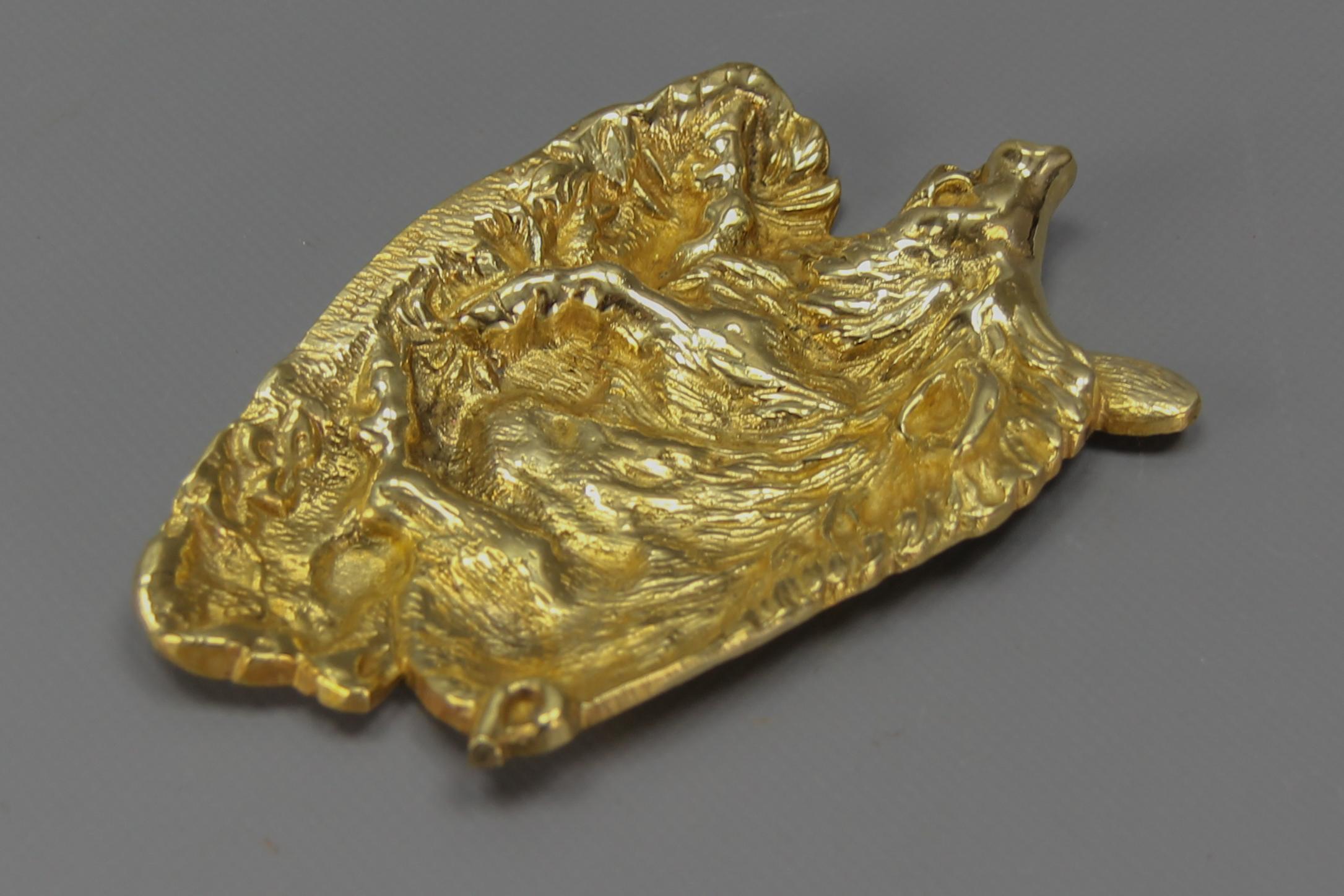 Kartentablett oder Anstecknadeltablett aus Bronze, Ablageschale in Form eines Wildfischs im Angebot 1