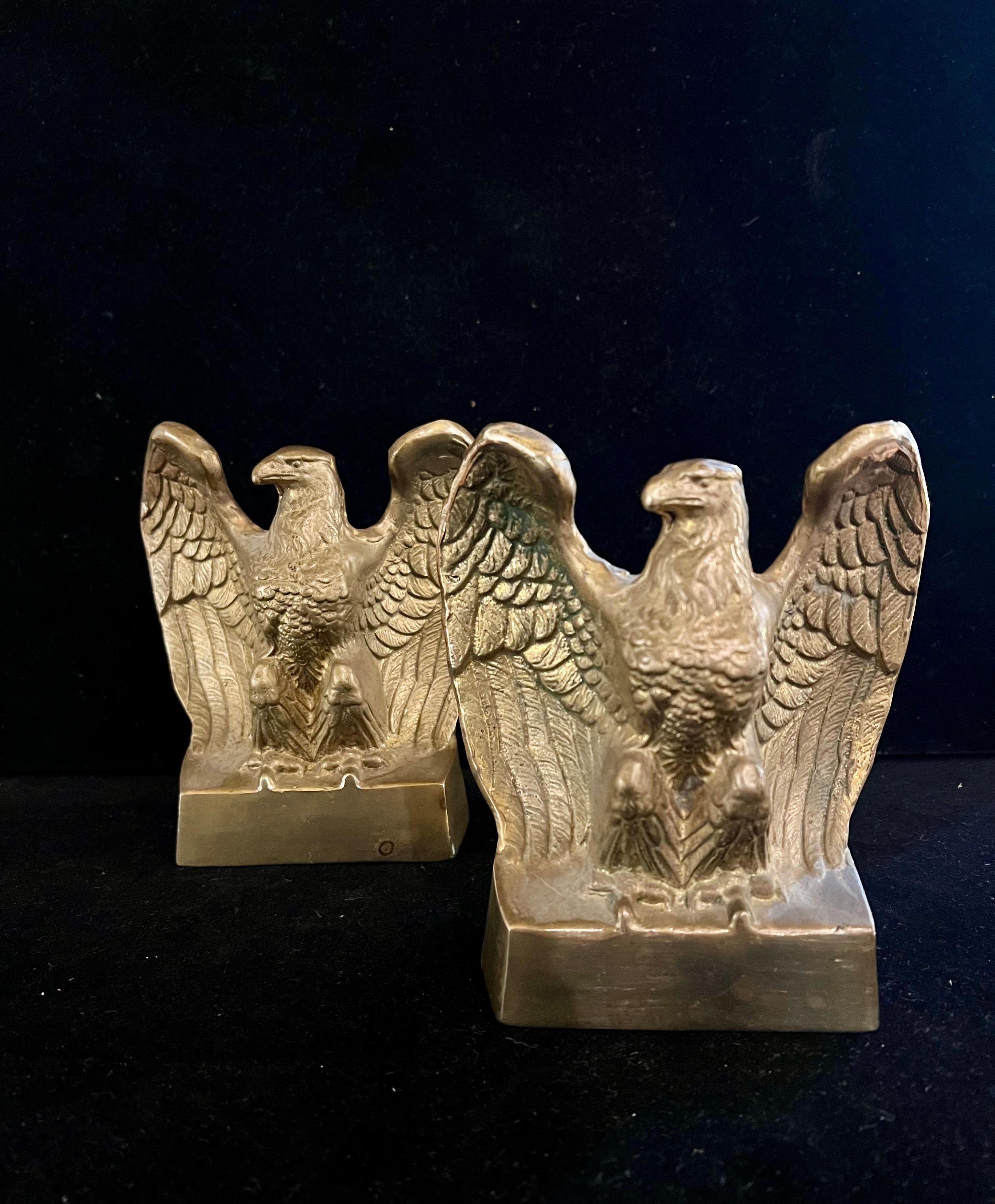 Bronze-patinated American bald eagle bookends circa 1950s. Beautiful elegant pair.
