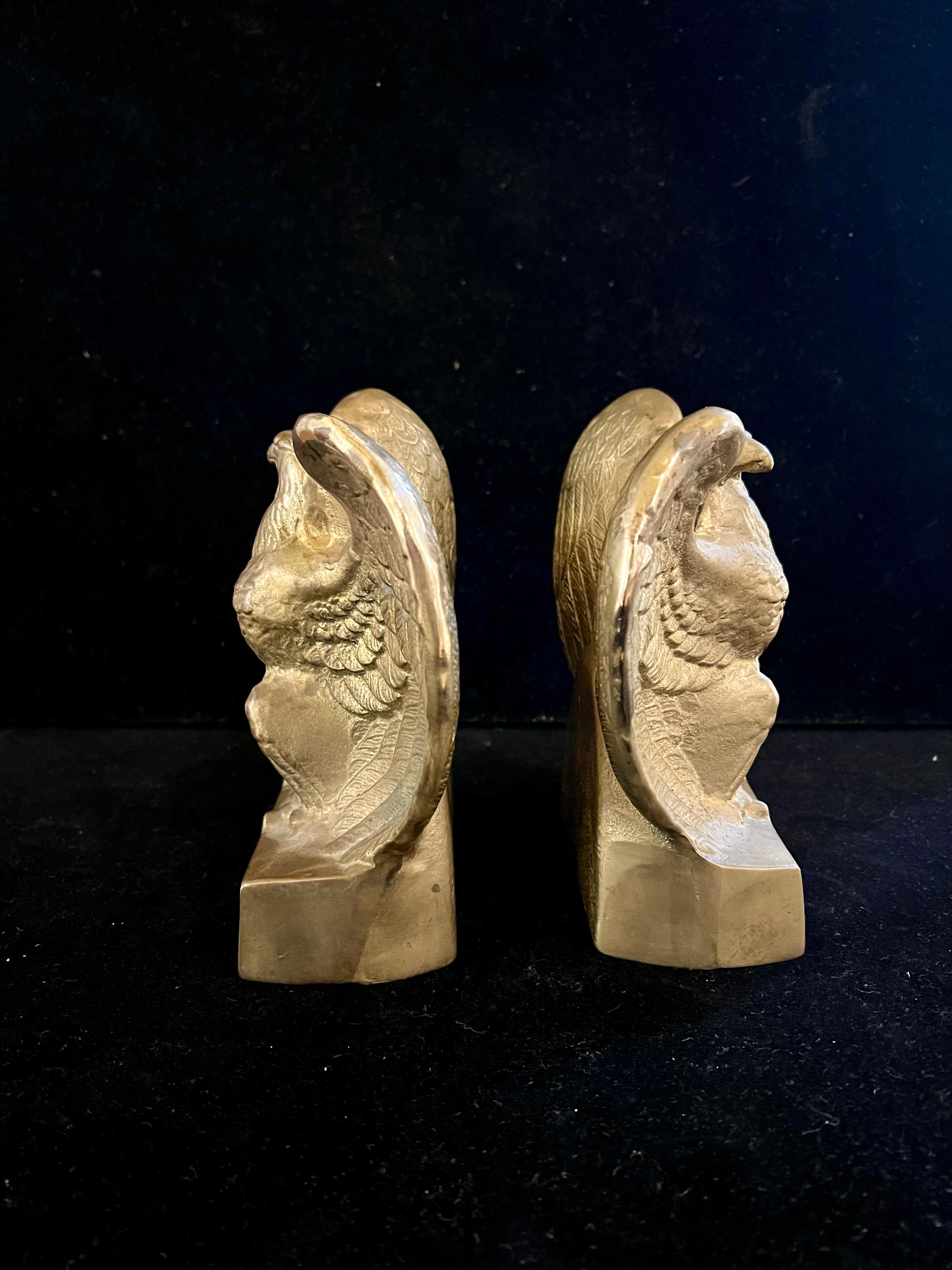 Mid-Century Modern Bronze Cast Patinated American Eagle Bookends Circa 1950s For Sale