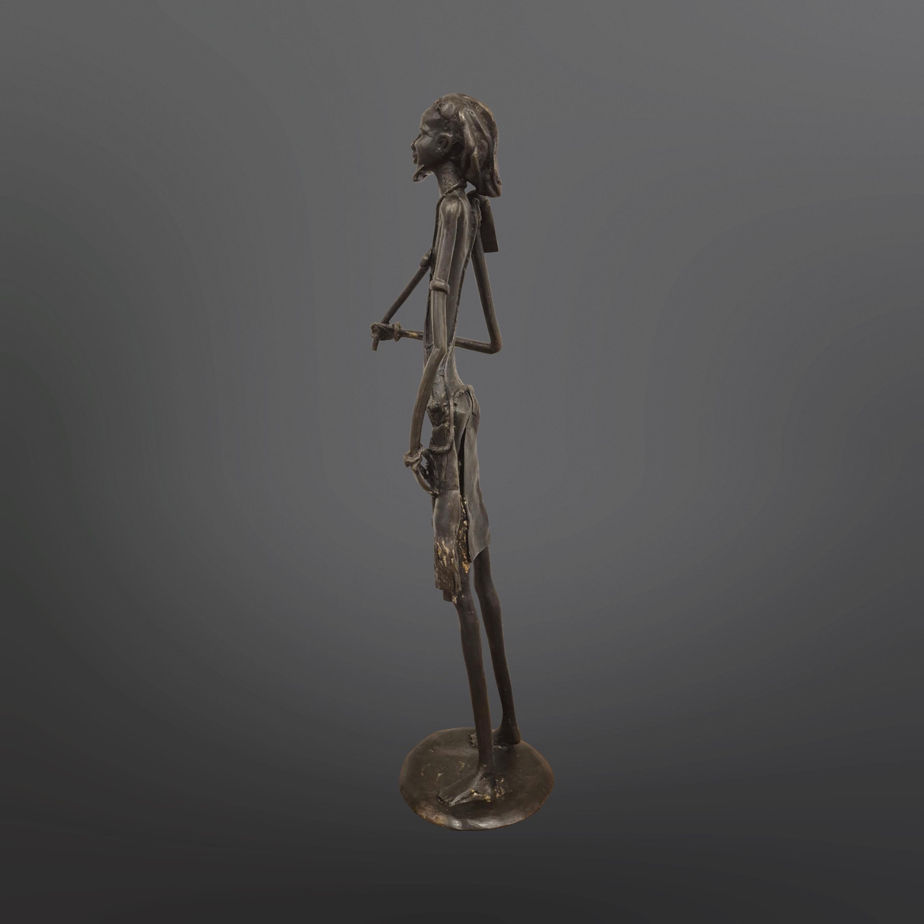 Moulage Statue en bronze d'un chasseur africain, Afrique 1960 en vente