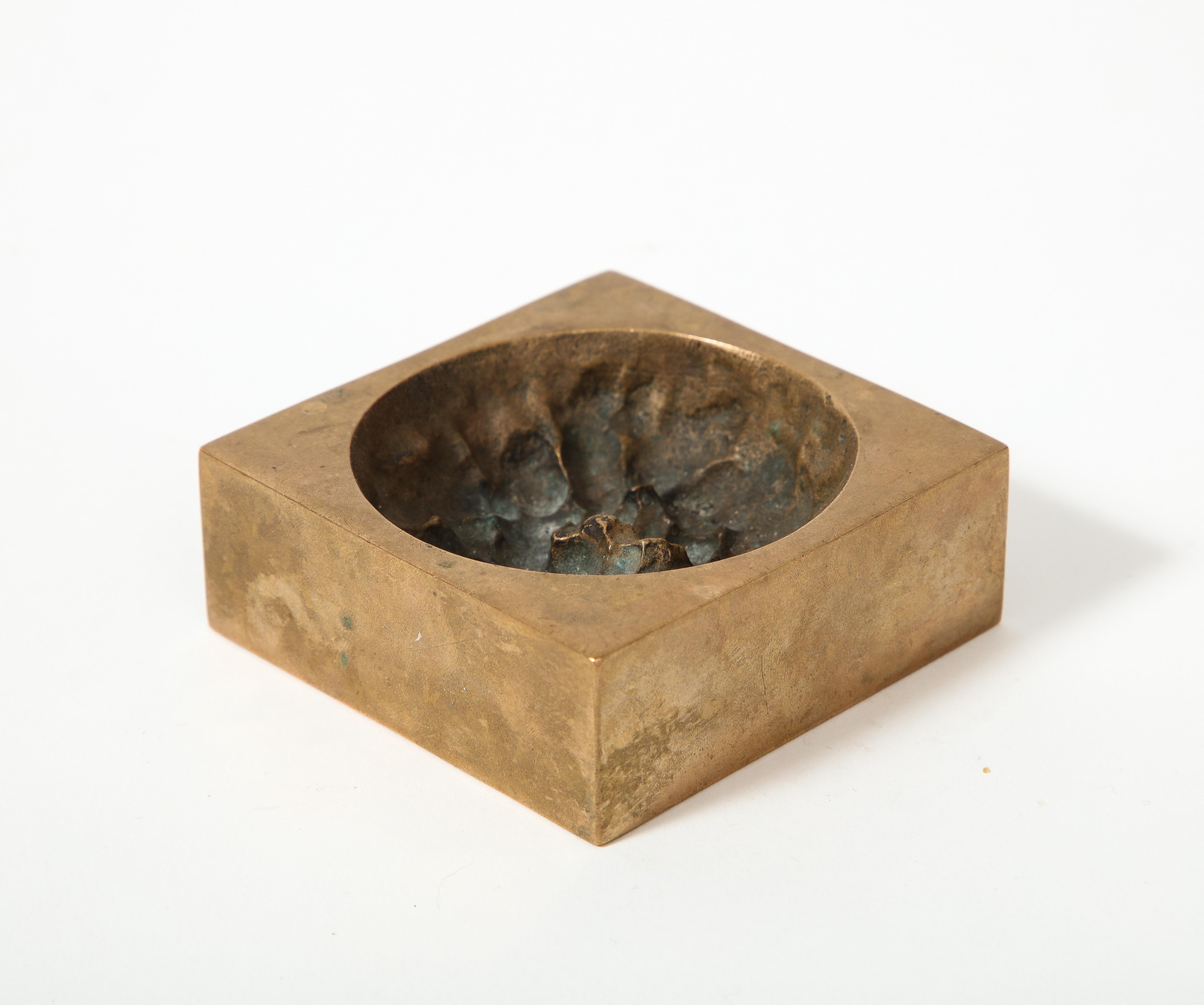 Bronze Vide-Poche en bronze moulé, France, vers 1970 en vente