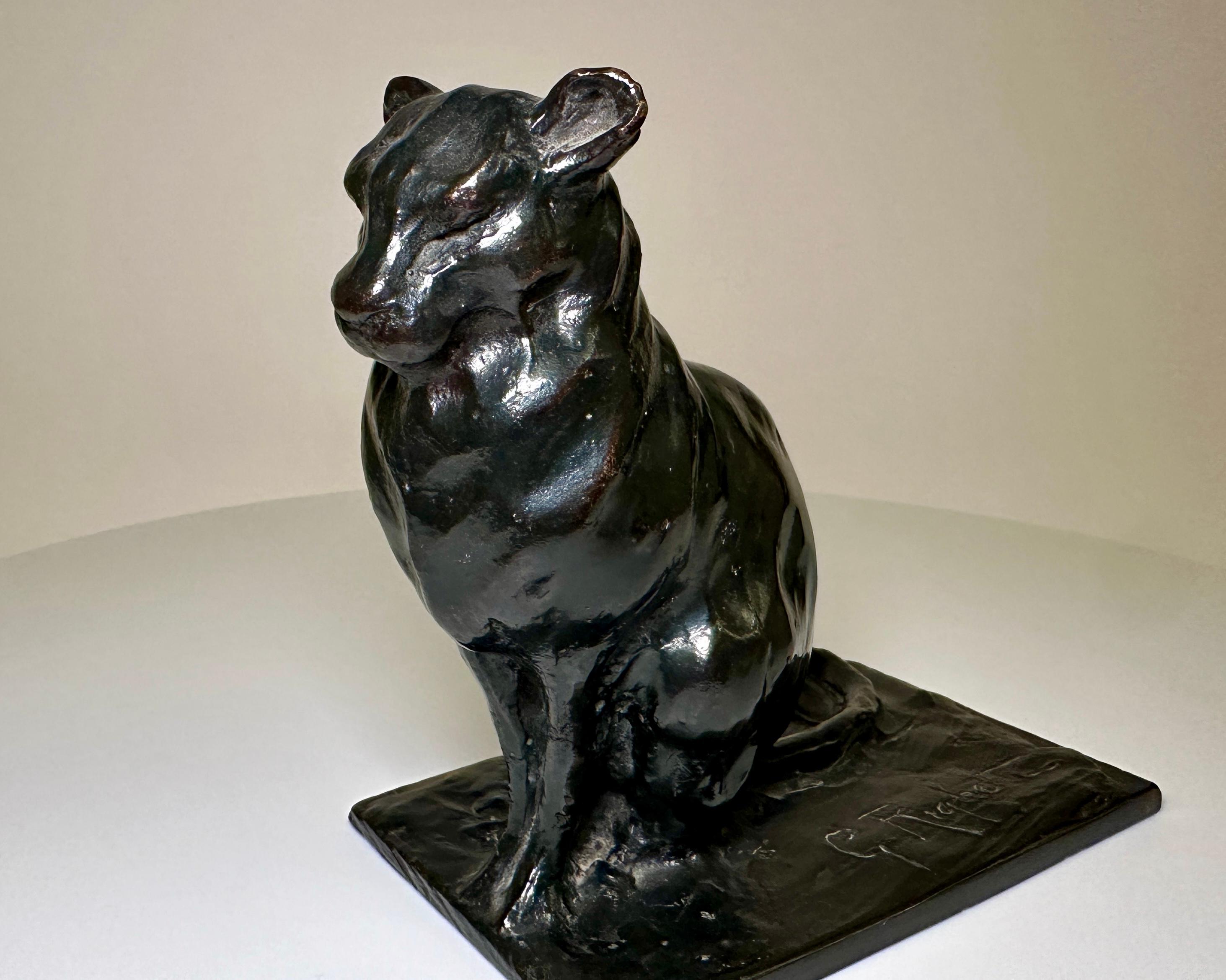 Escultura italiana de bronce en forma de gato, Guido Righetti, hacia 1925 en Bueno estado para la venta en New York, NY