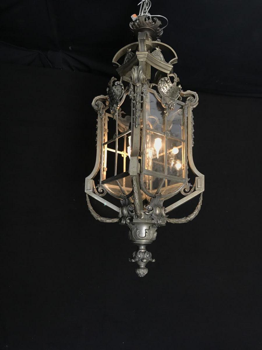 Bronze Chandelier in Style Louis XVI In Good Condition In Brussels, BE