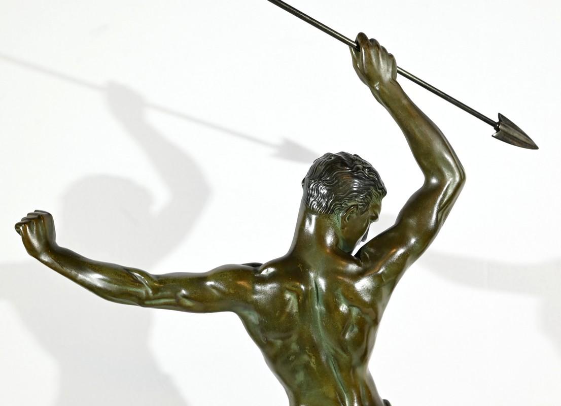 Chasse à l'aigle en bronze, signée J.de Roncourt, Art déco - 1930 en vente 9