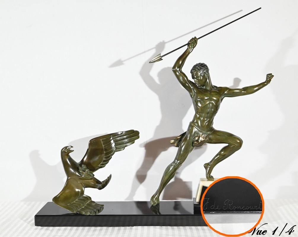 Bronze Chasse à l'aigle en bronze, signée J.de Roncourt, Art déco - 1930 en vente
