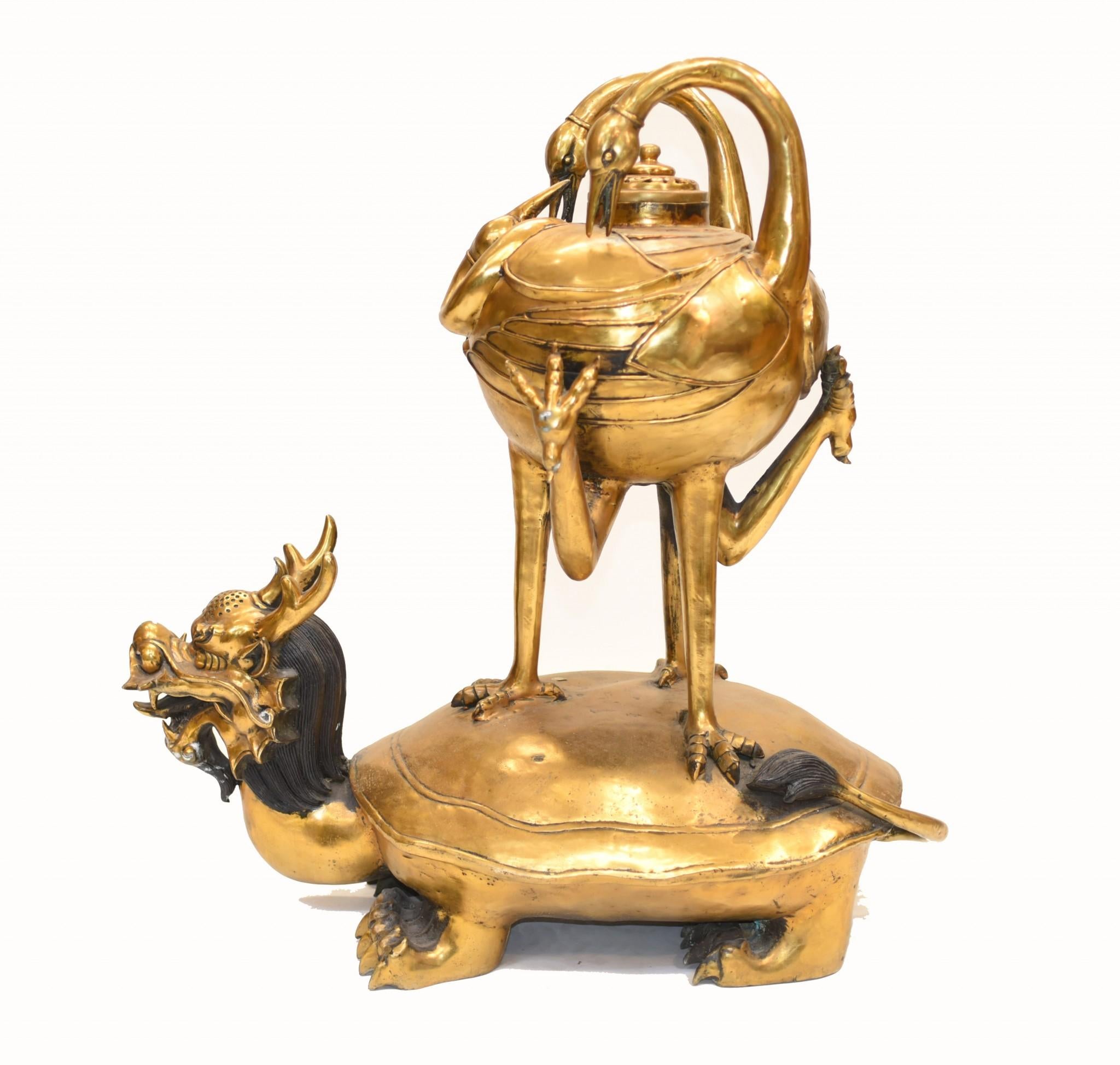 Brûleur d'encens de temple architectural en forme de grue de dragon chinois en bronze en vente 6