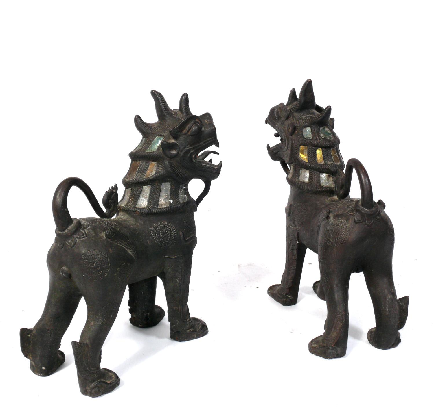 Chinesische Foo-Hunde aus Bronze  (Chinesischer Export) im Angebot