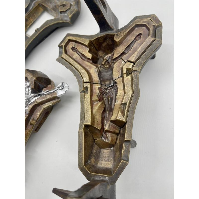 Statuette du Christ en bronze, 1900 en vente 7