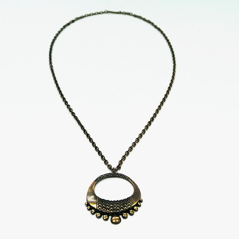 Mid-Century Modern Bronze Circle Shape Necklace by Pentti Sarpaneeva, Finland, 1970s